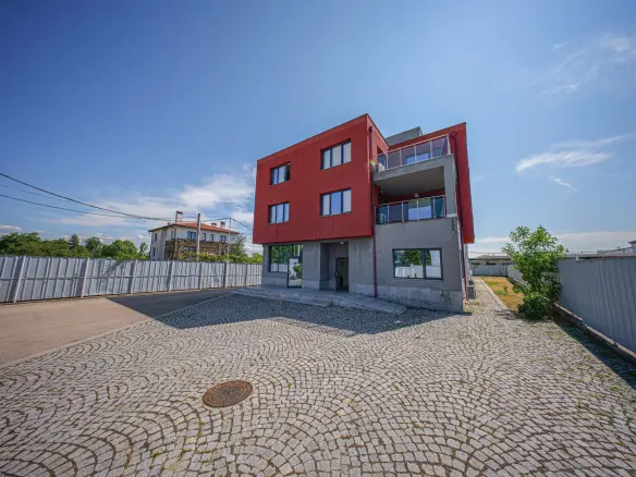 Mixed use office building in the village of Lozen for sale
