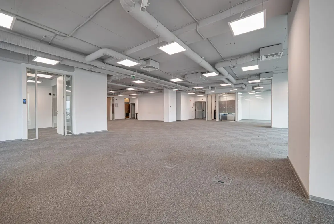 Representative office in a modern office building on Bulgaria Blvd. for sale