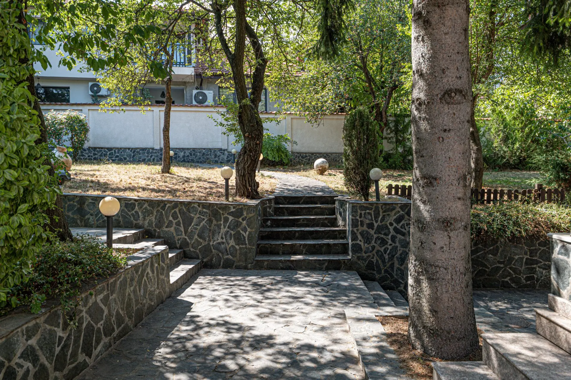 Family house with panoramic views, 1000 sq m yard, swimming pool and spa area in Simeonovo for sale