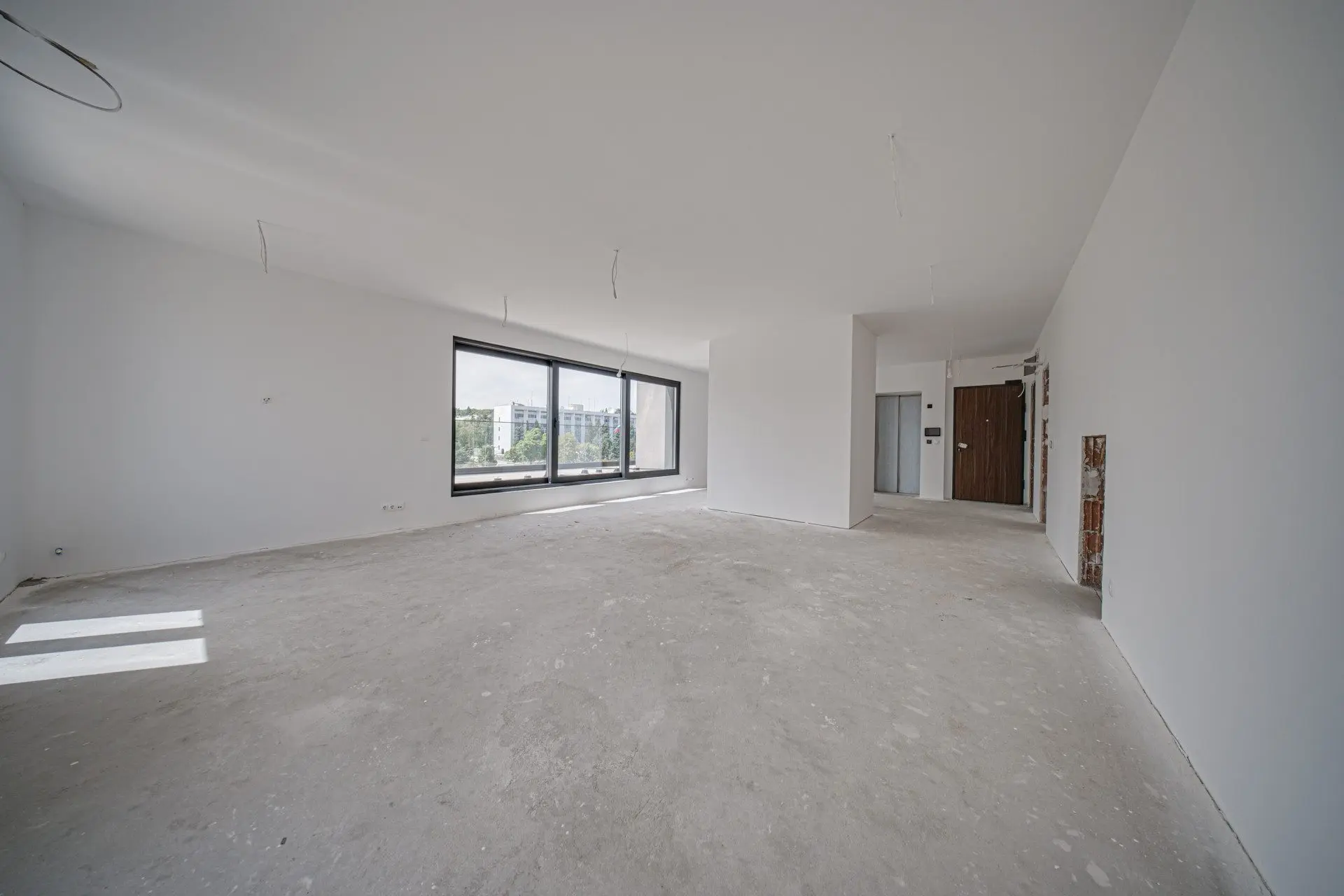 Premium penthouse with unparalleled panorama, space and views in an unparalleled boutique building in Iztok district