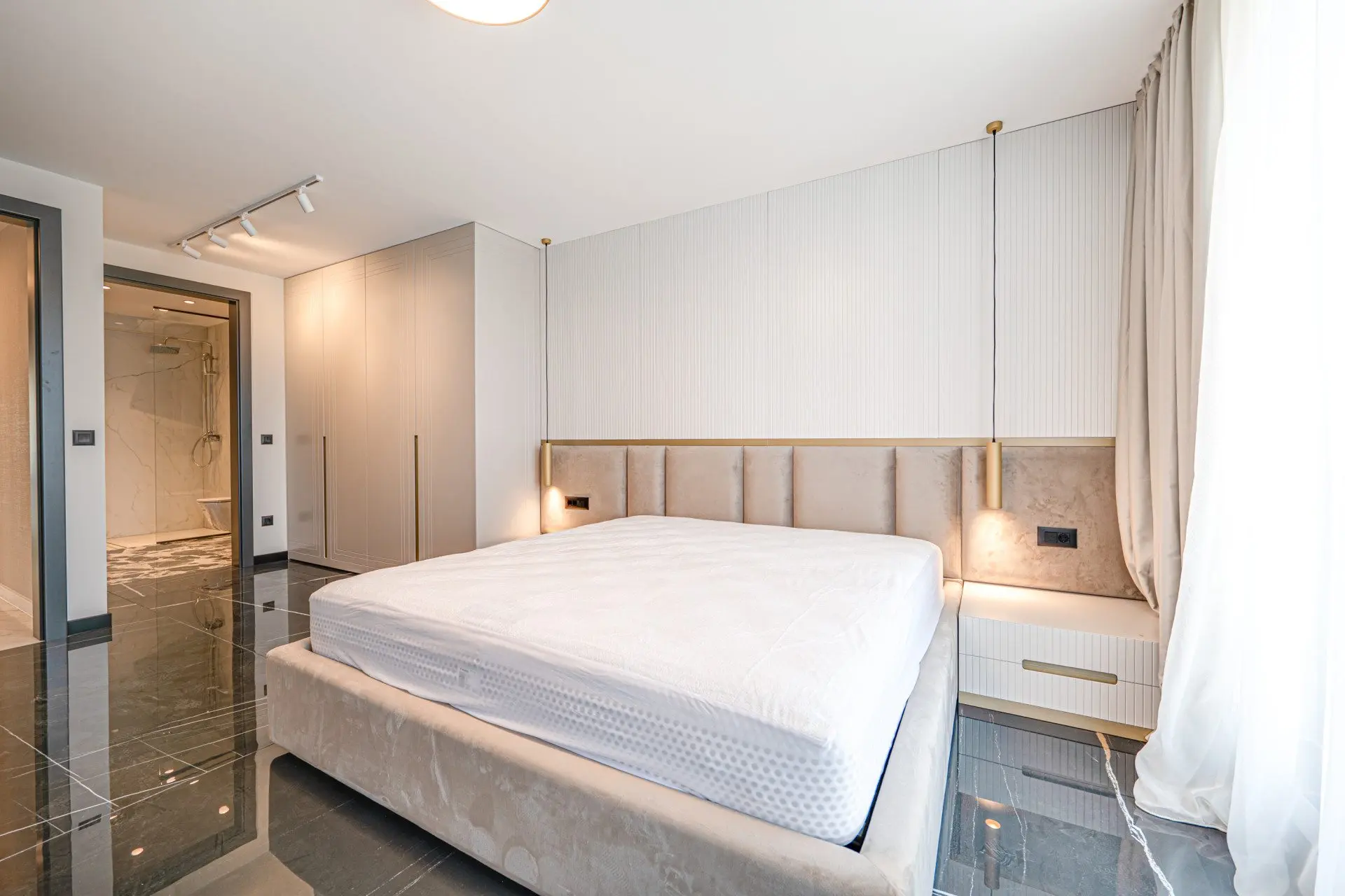 Three-bedroom apartment in a boutique building in Dragalevtsi near Britanica Park School