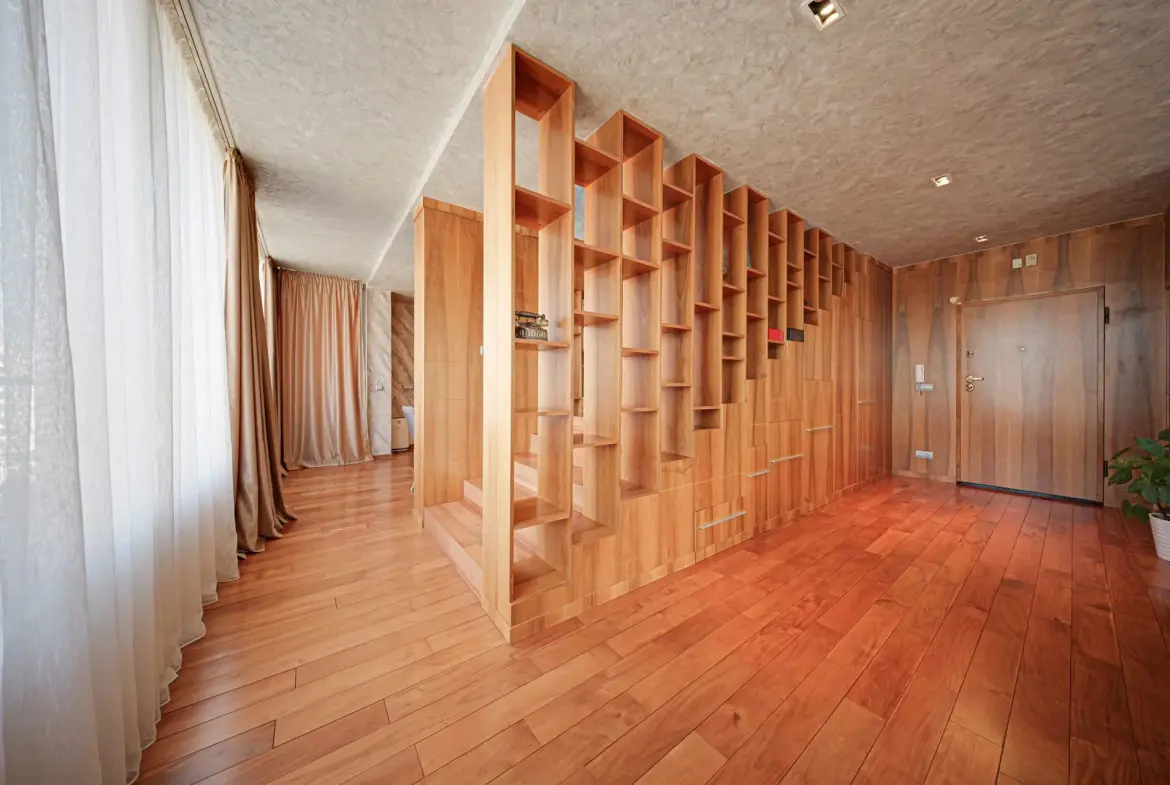 Luxurious penthouse with stunning views in Krastova Vada for sale
