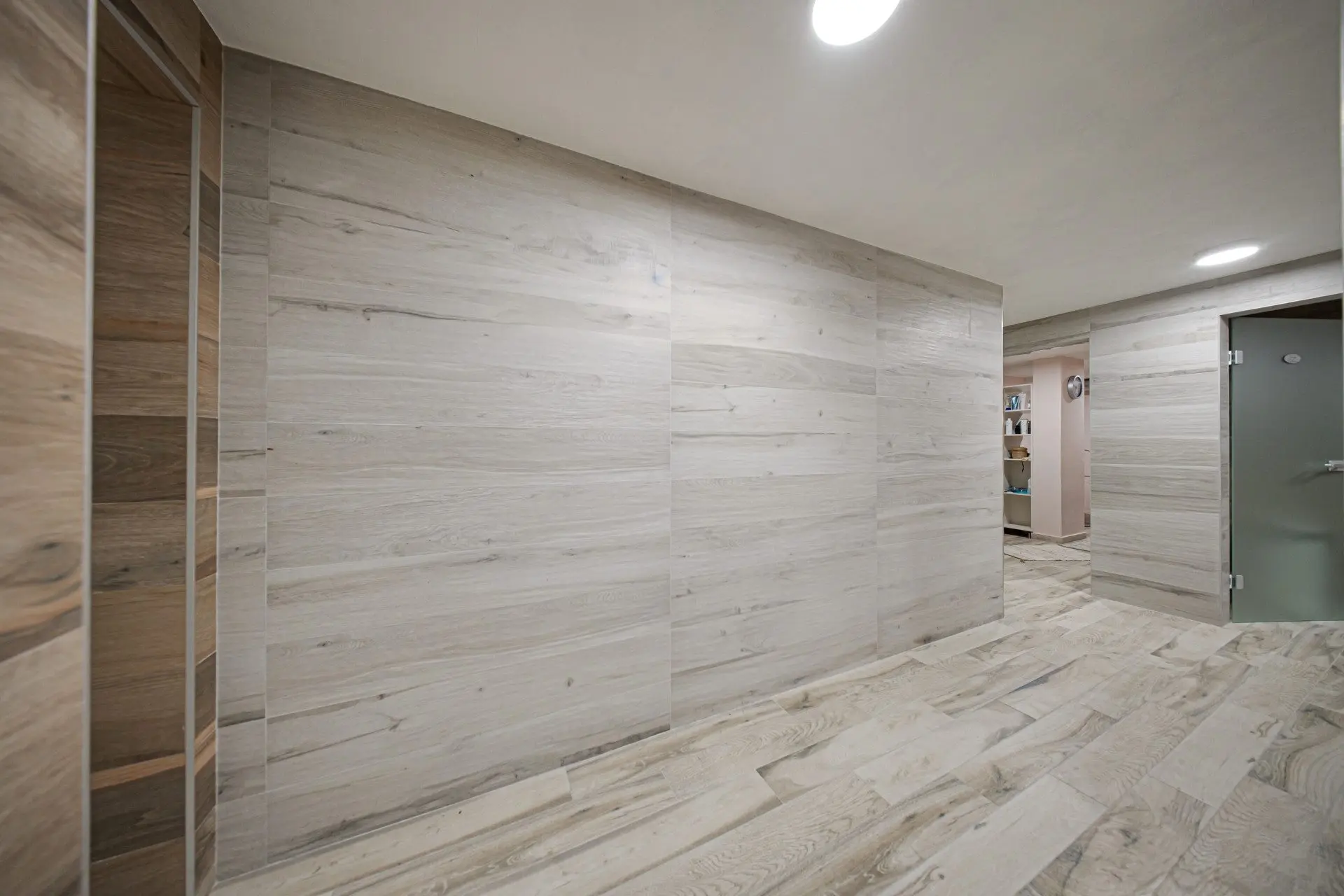 Spacious commercial premises located on two levels in Boyana for sale