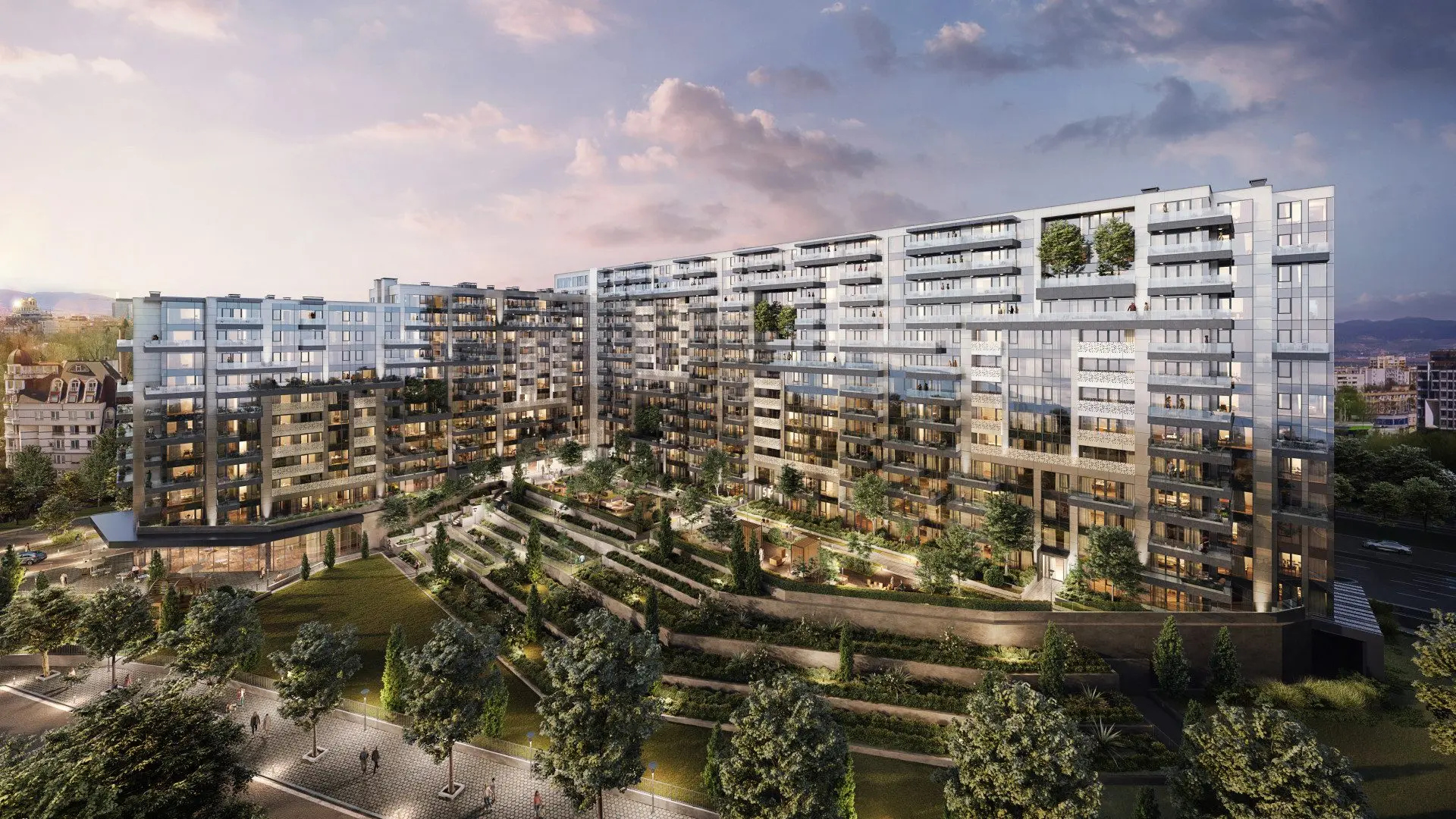 Four-bedroom apartment in a first-class complex next to a park