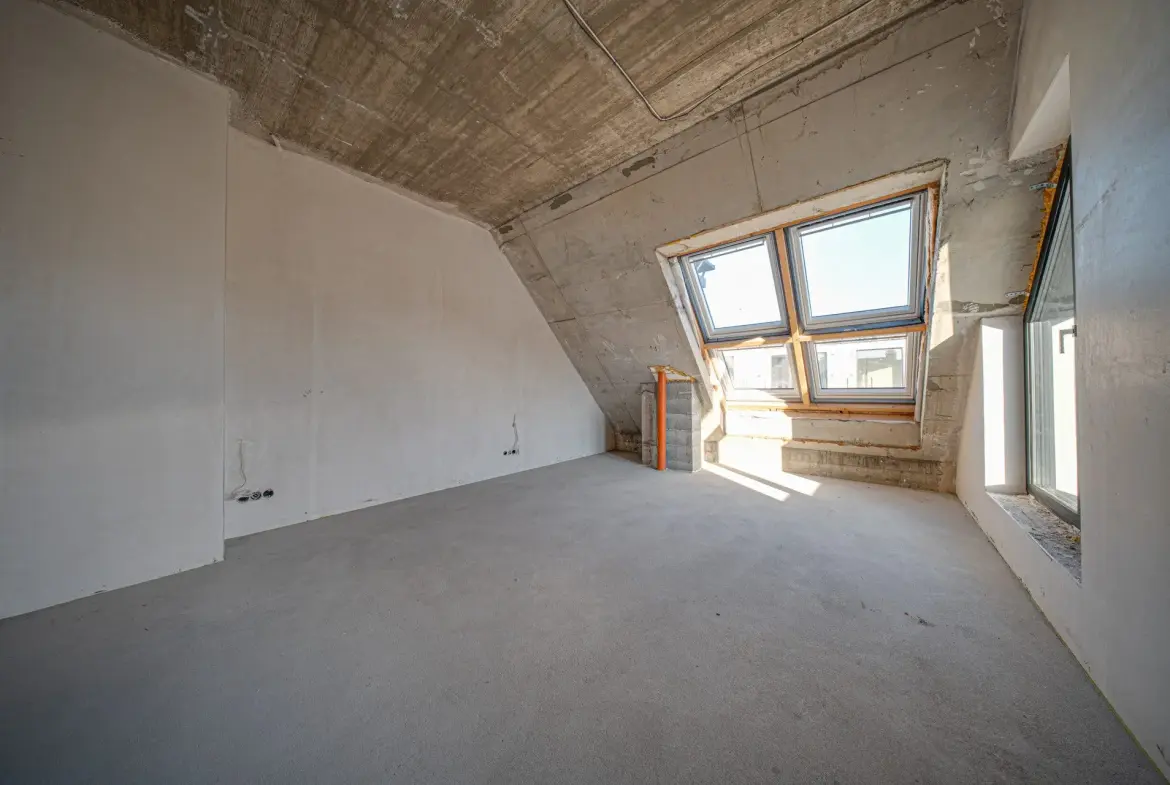 Three-bedroom apartment in a new complex near Paradise Mall