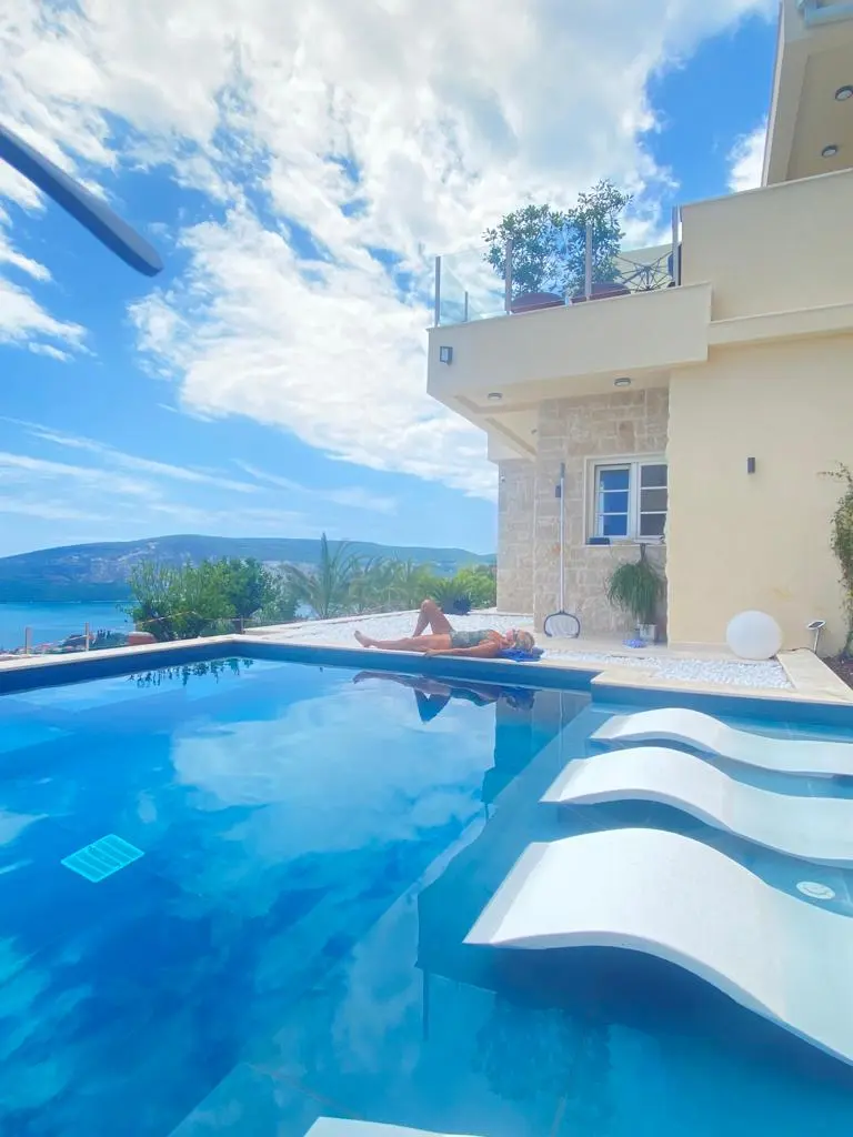 52981e498b309474ff37a2b62dcb1c7c Villa Podi with panoramic sea view