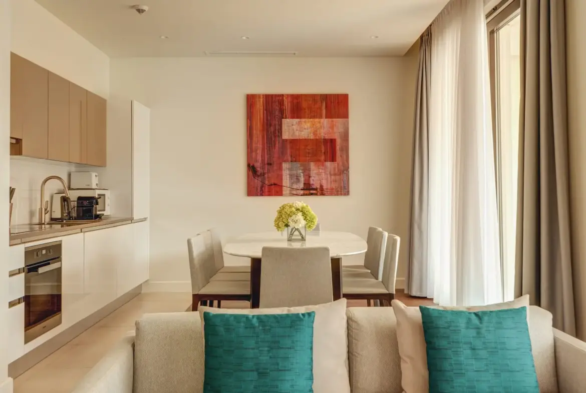 Elegant two-bedroom apartment in Marina Residence