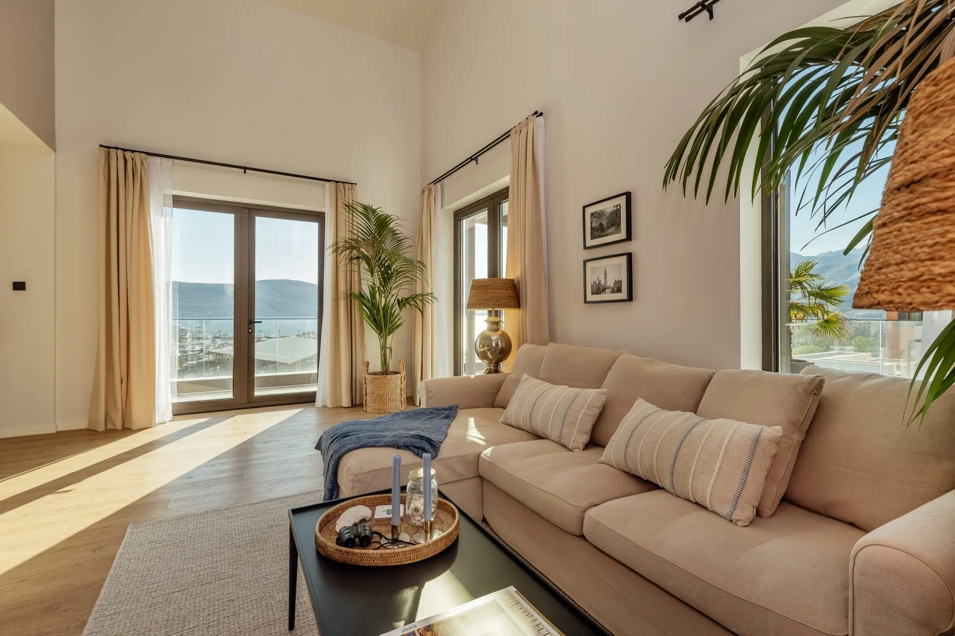 54ac840069f2cbc827653a99b2f74ab4d3f9df96ddb13fab1cdc982954fbd9906824d178a84ed-1 Sea View Penthouse in Boka Place, Porto Montenegro