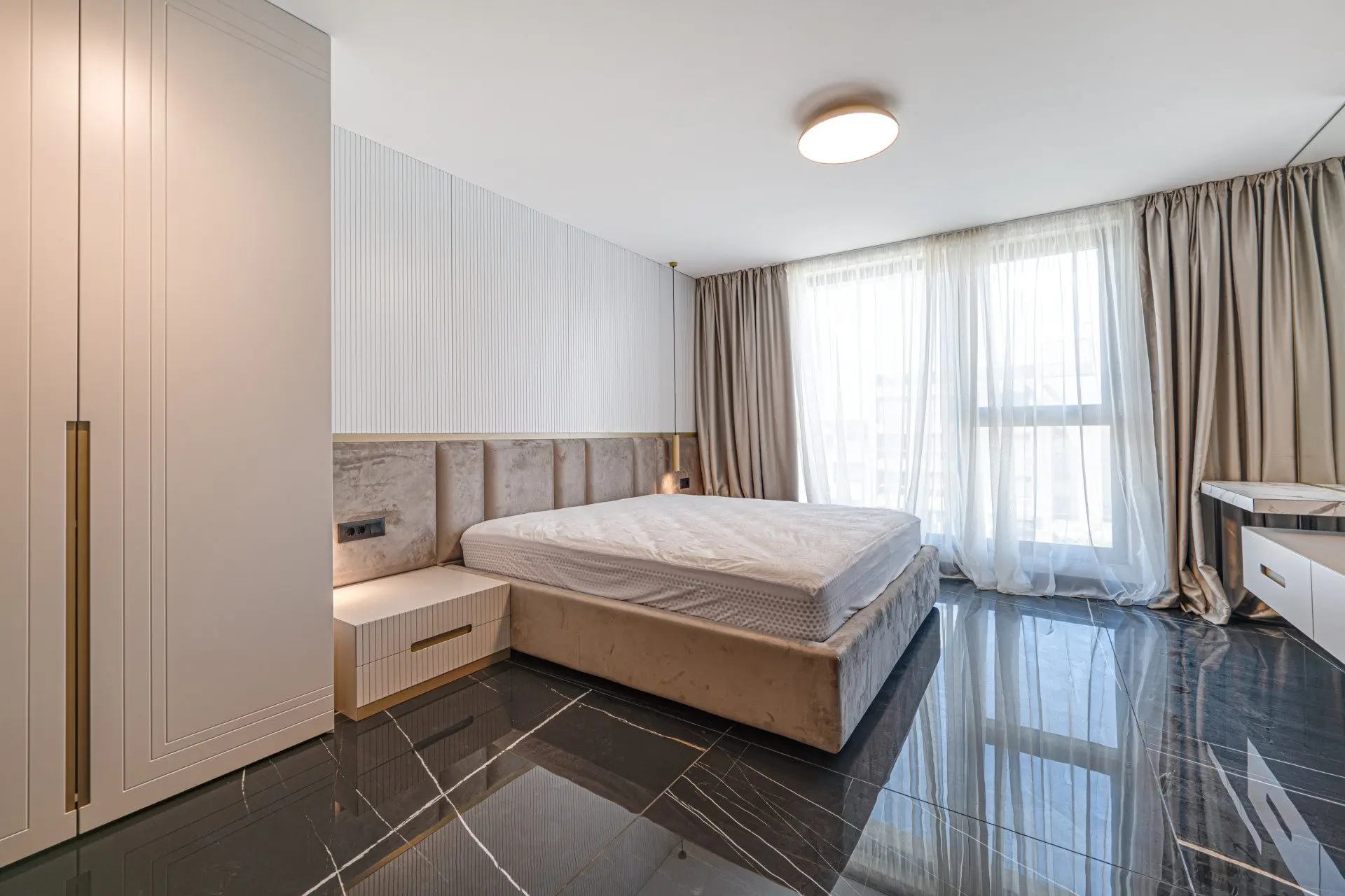 Three-bedroom apartment in a boutique building in Dragalevtsi near Britanica Park School