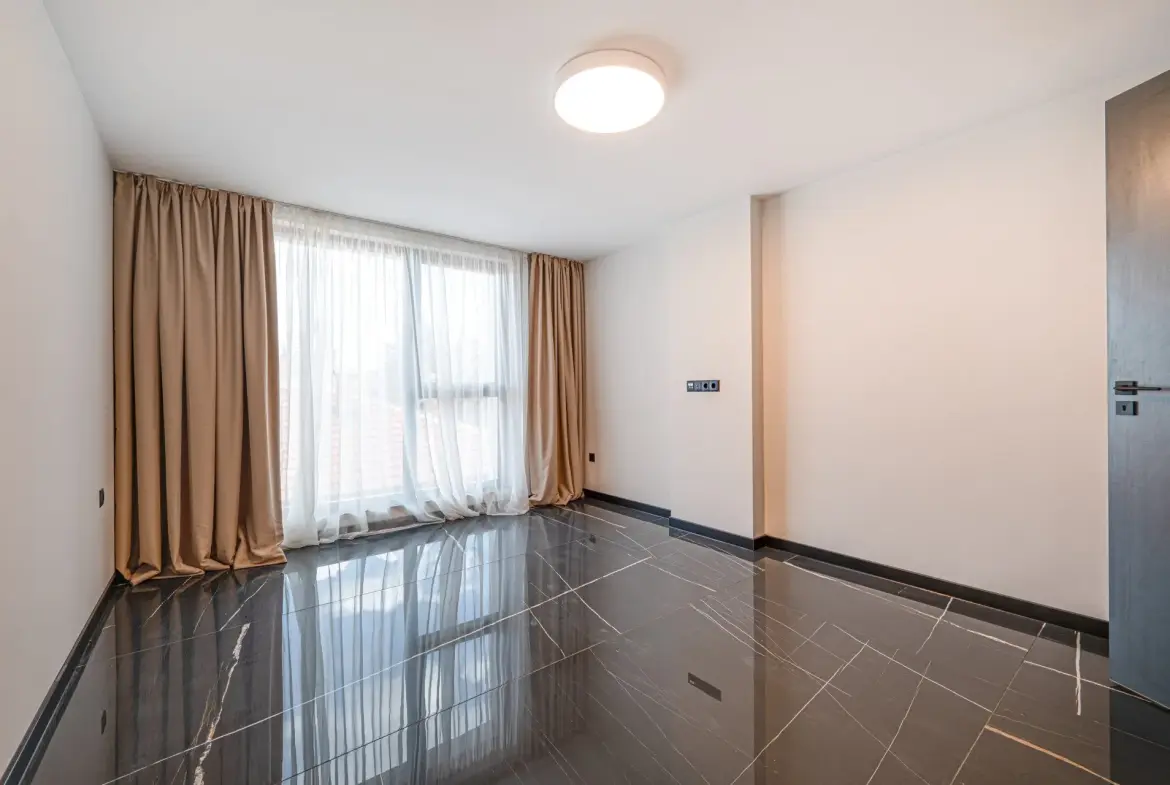 Three-bedroom apartment in a boutique building in Dragalevtsi near Britanica Park School