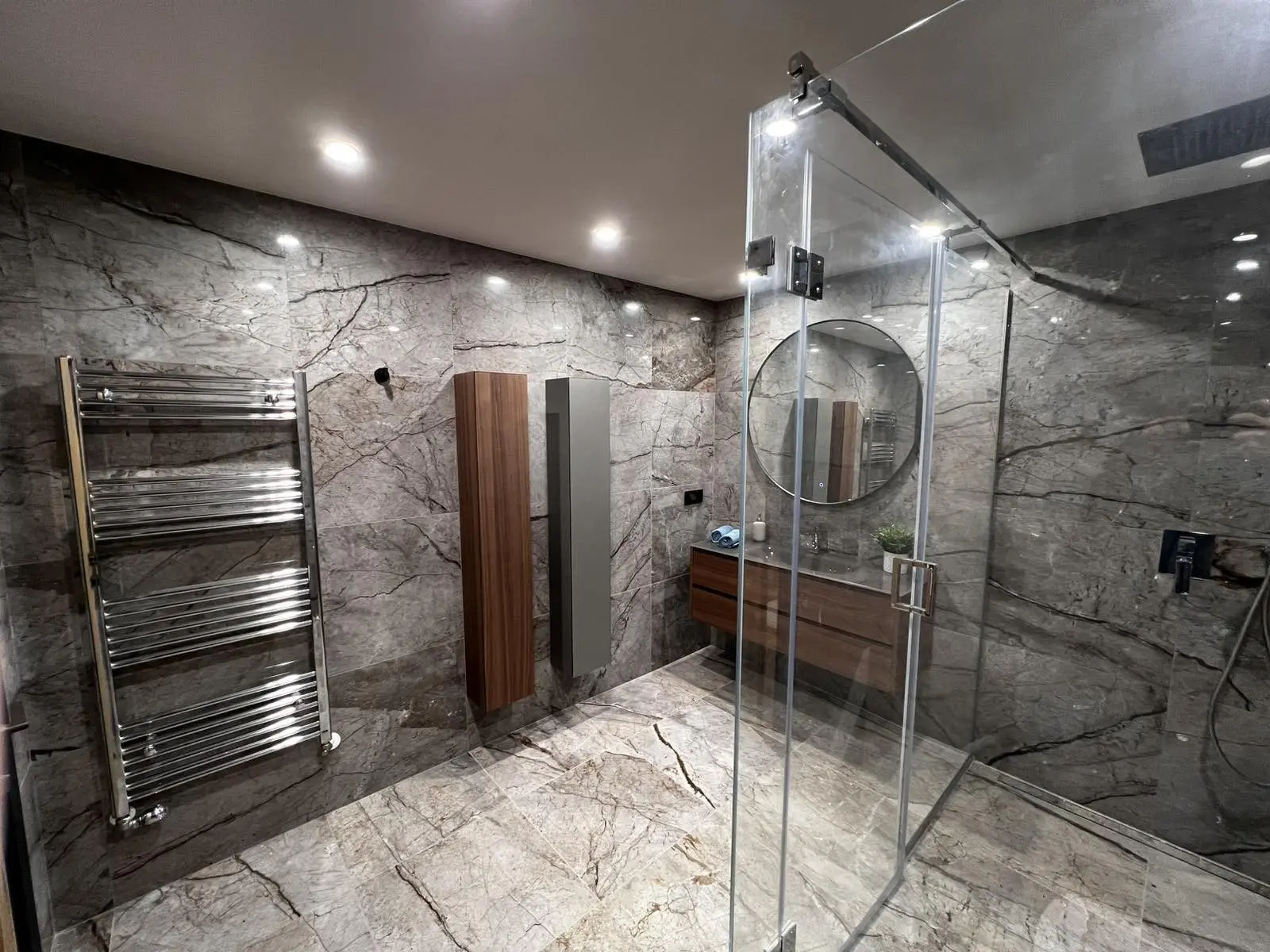 56bc9b33a9df6bd20a12d95729296b46-1 Тwo bedroom apartment in a luxury residential complex combining the comforts of the big city and the tranquility of life in nature for sale
