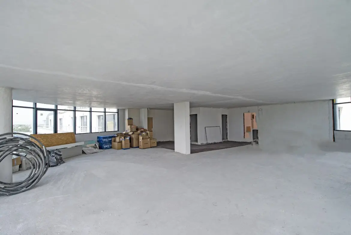 Spacious floor of a business building located in Hadji Dimitar district