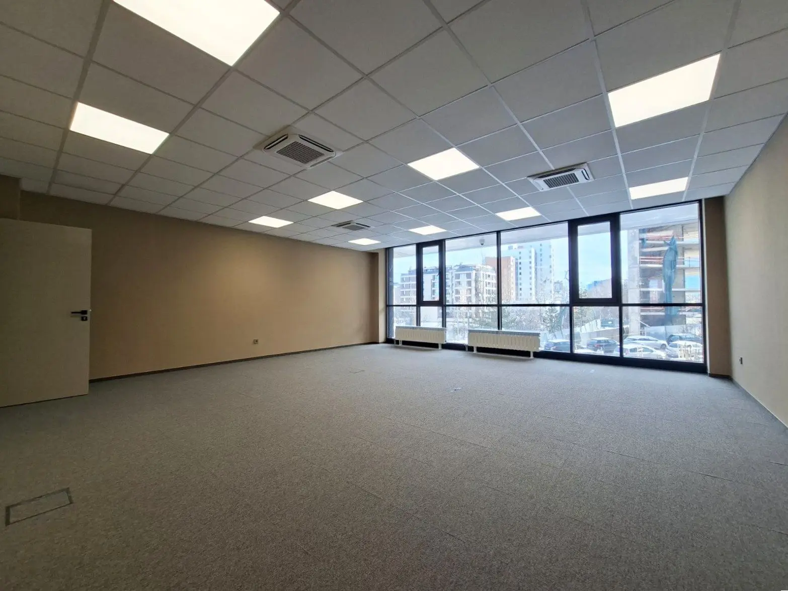 57a671c4eb6ecab979ad6f65d8930037 Office for sale in a class A business building in Manastirski Livadi