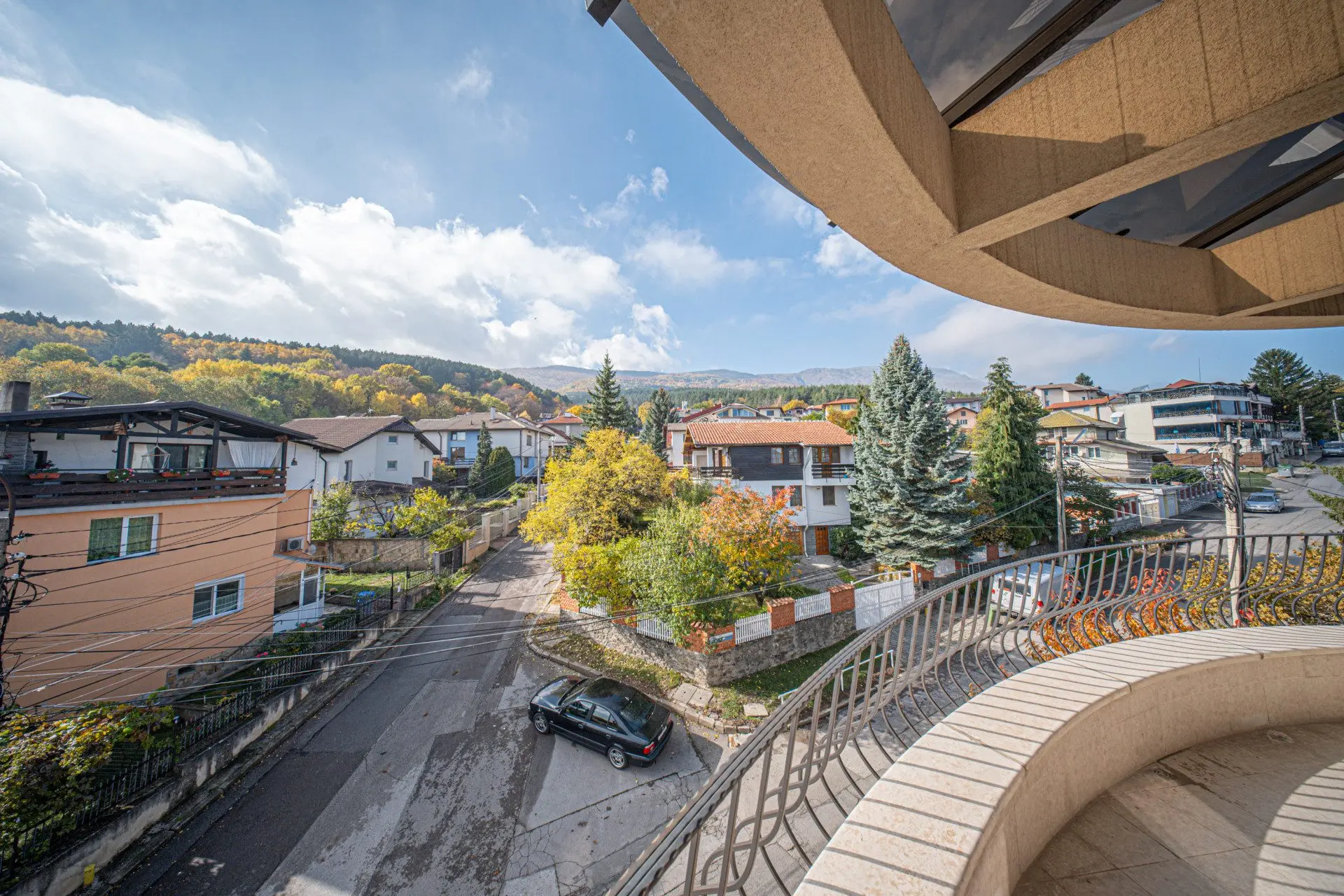 57bae85340e247f28c995bade808655b Exclusive building with panoramic views and the possibility of individual sales