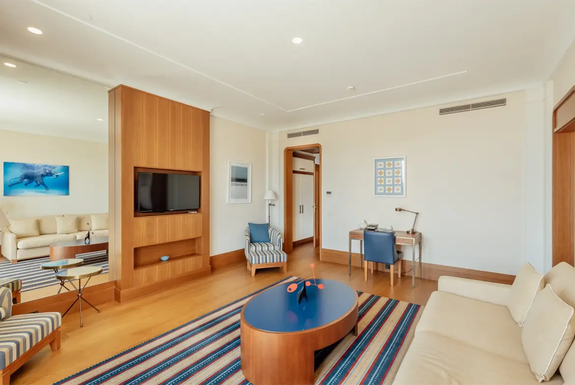 Luxurious penthouse within the Regent 5* hotel, Porto Montenegro