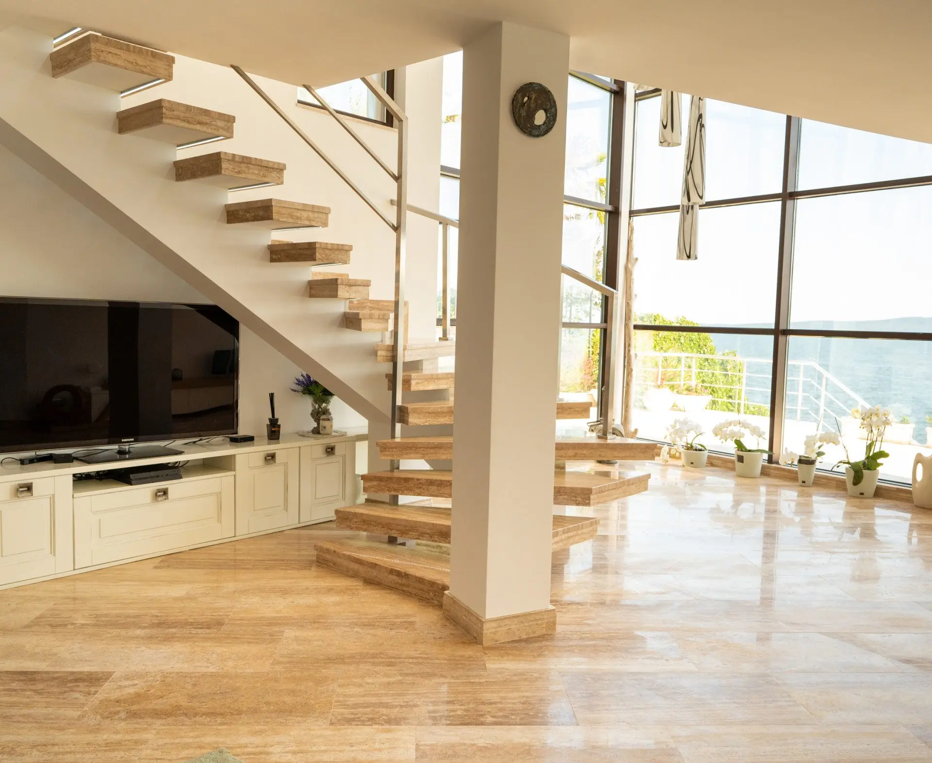 58bf9a914a408a0d4f1ddb7cc3a2e2aa-1 Excellent detached house in Sozopol on the seafront with pool and beach.