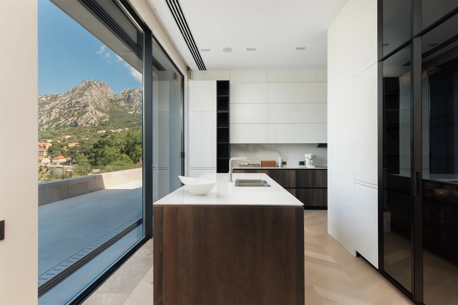 Villa Orahovac, Kotor