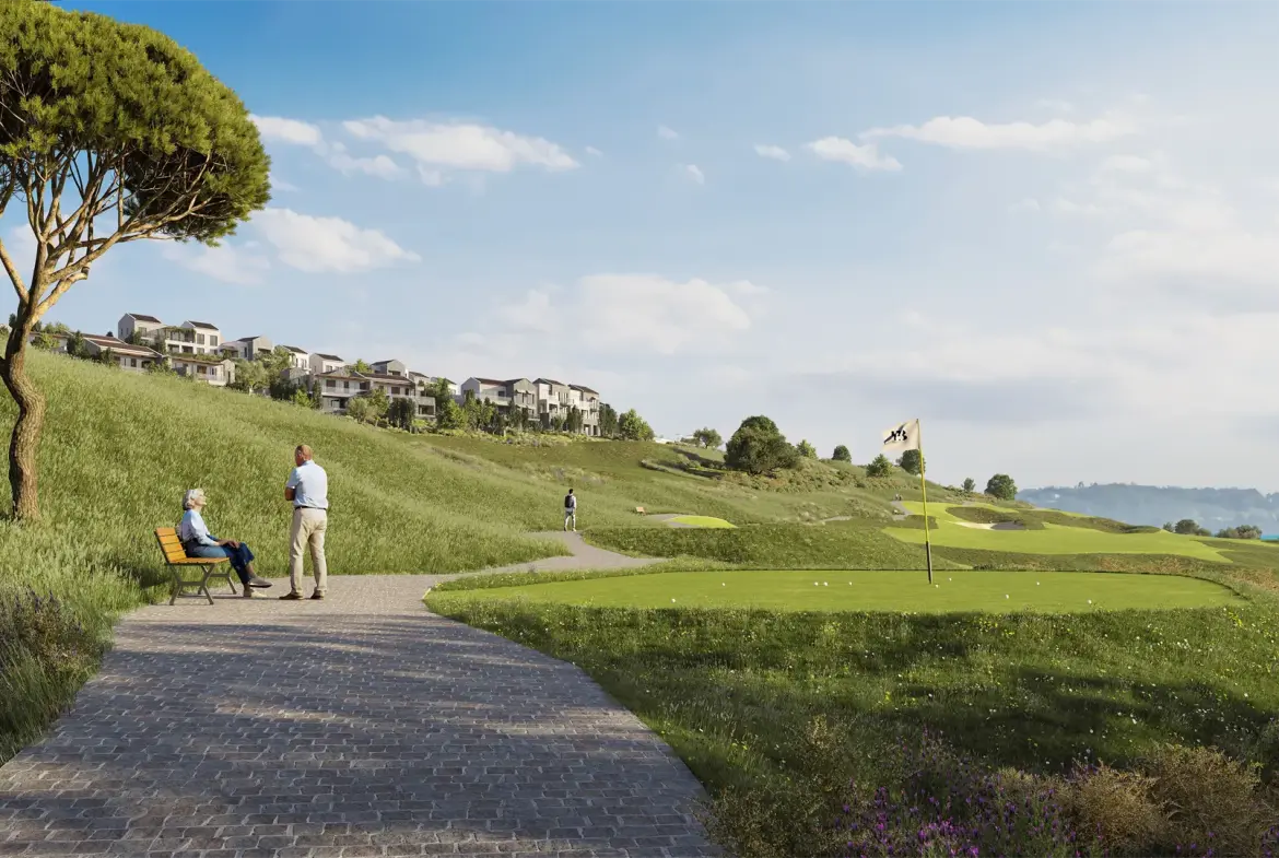 Prime Location Villa overlooking the first holes of the golf course and Adriatic Sea