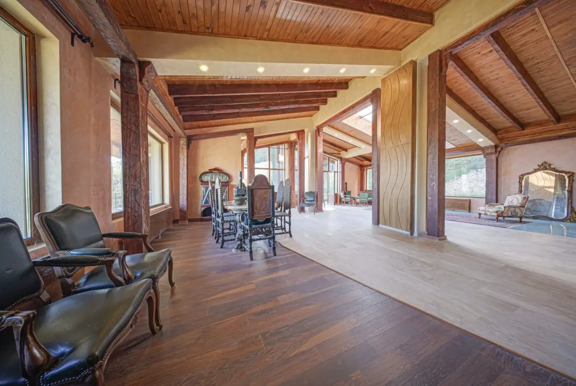 A representative house with a five-acre yard in a prestigious location in Dragalevtsi quarter