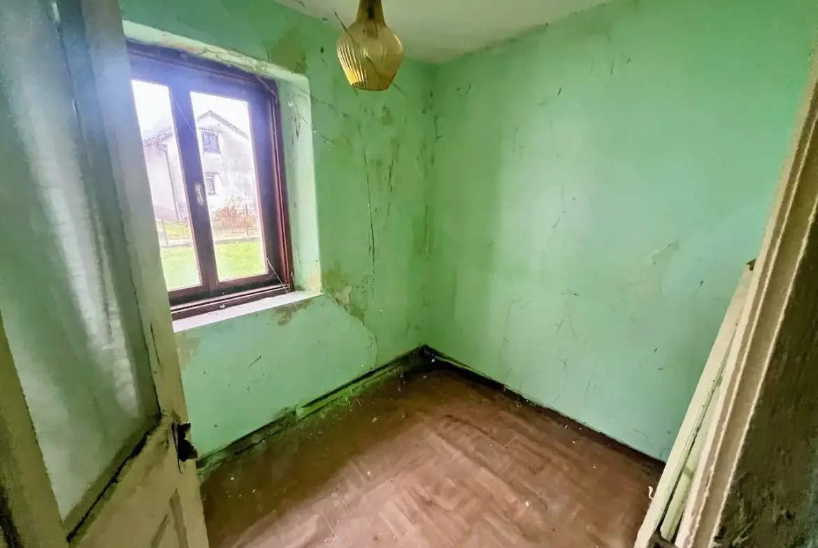 Soča area – Charming House in need of renovation in the Soča Valley