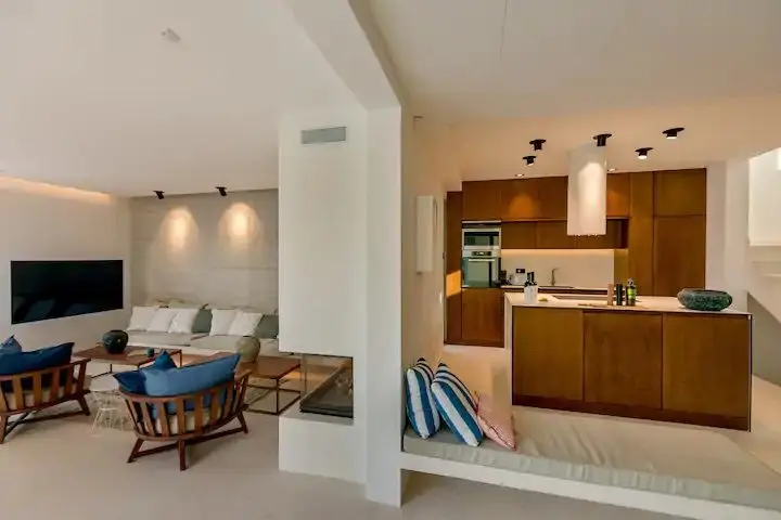 Luxury Villa The Two with private beach