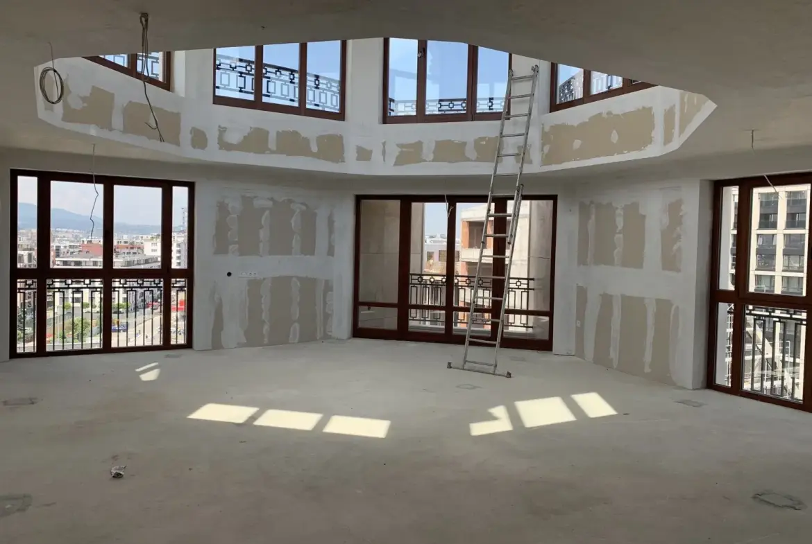 One-of-a-kind penthouse with 360-degree views