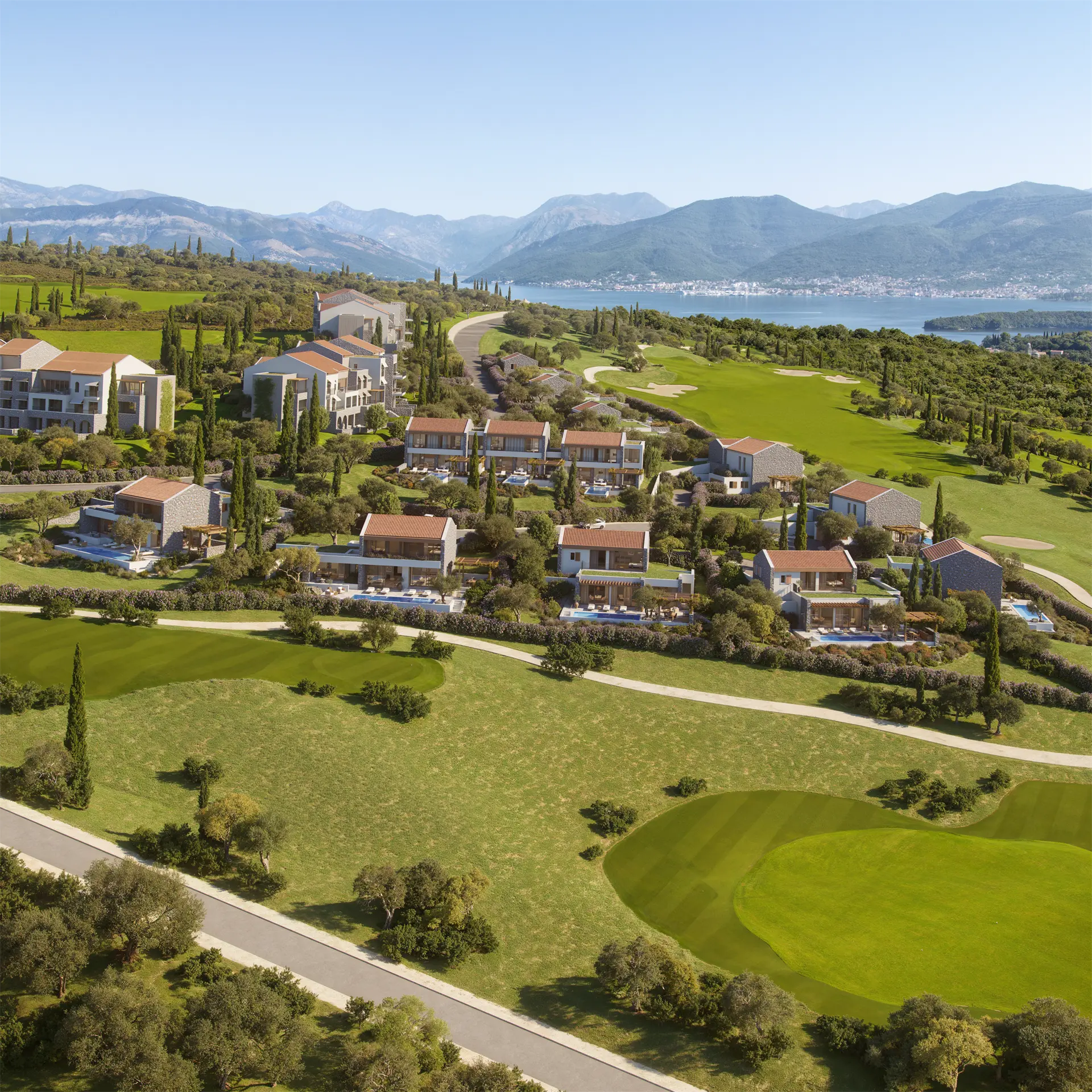 Prime Location Villa overlooking the first holes of the golf course and Adriatic Sea