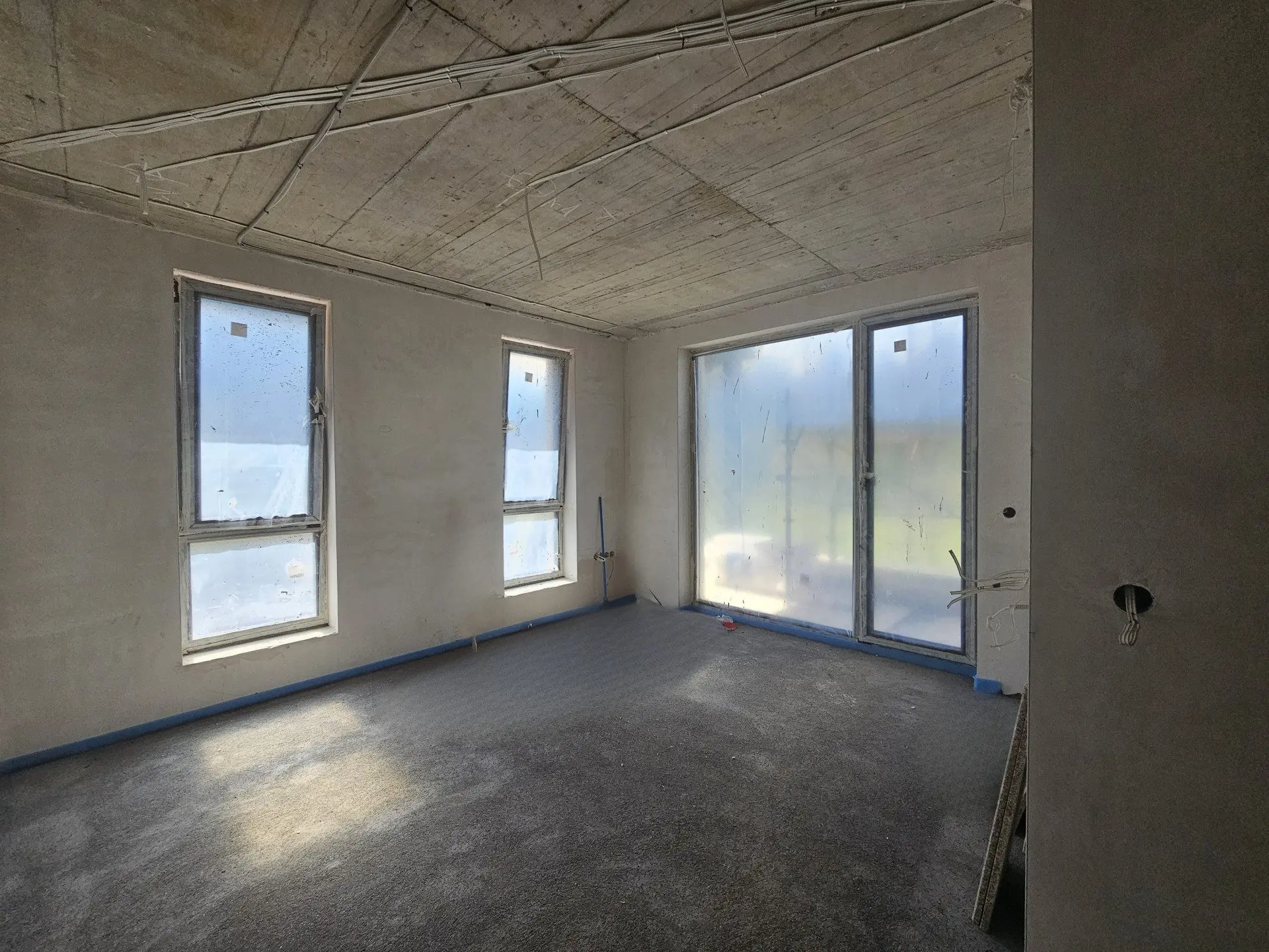 5d4530cbd7f72bc01c6a39b6a268612b House with panoramic views and private yard in a villa village near Pirin Golf