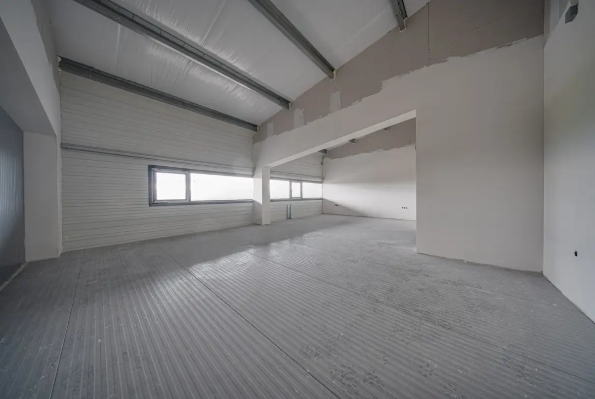 Newly built warehouse premises are for sale in the village of Lozen, at the Act 14 stage