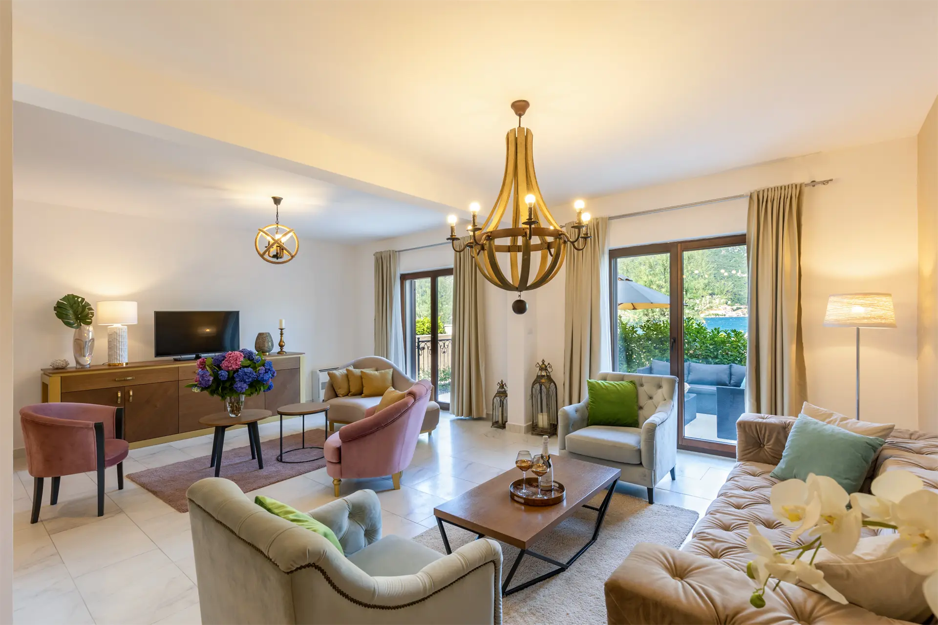 5d958939f12c09e7e5ecae08ced6700d-1 Luxury beachfront villa, part of the HUMA Kotor Bay Hotel & Villas