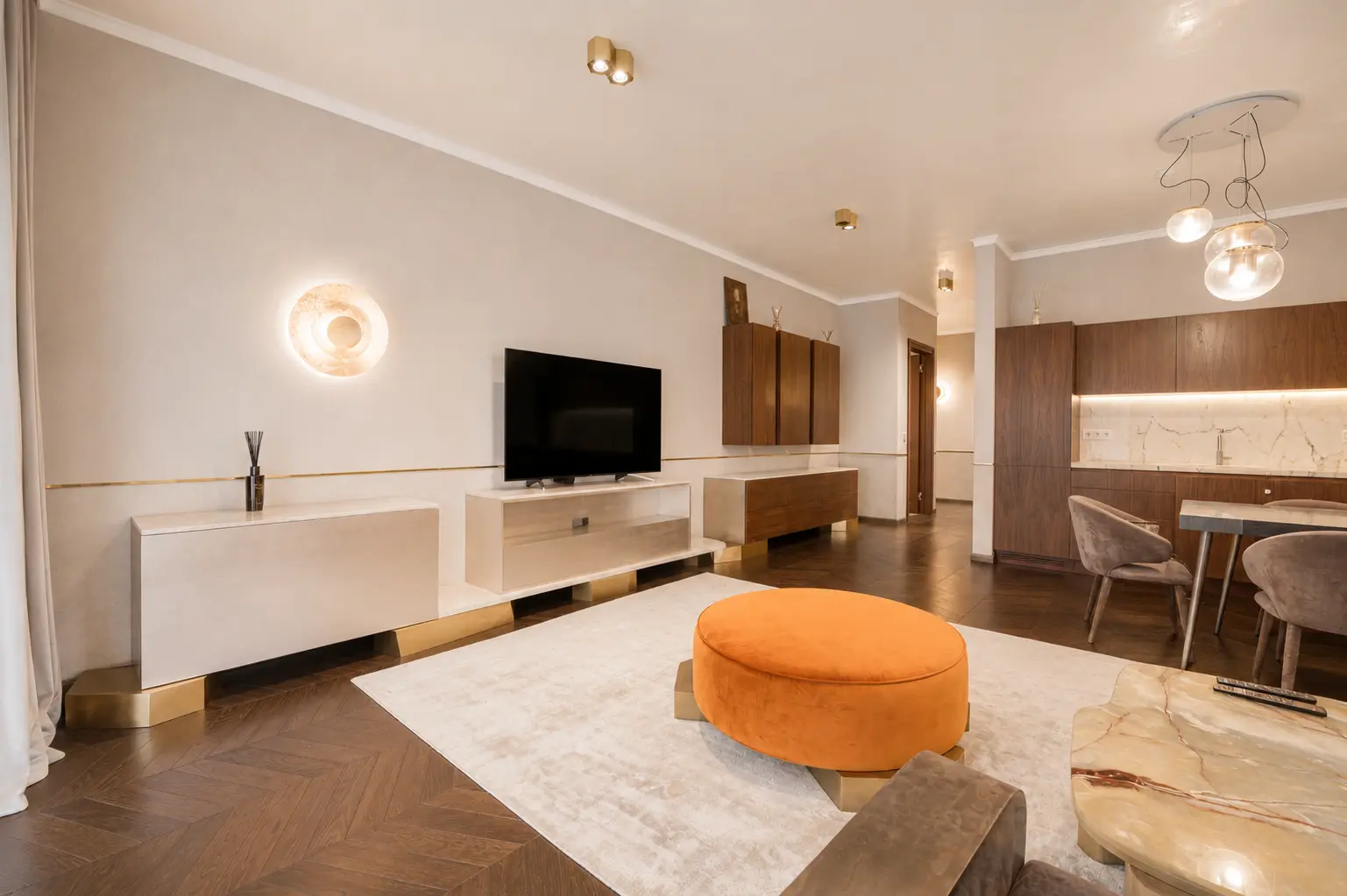 Impressive residence in an iconic building in Lozenets