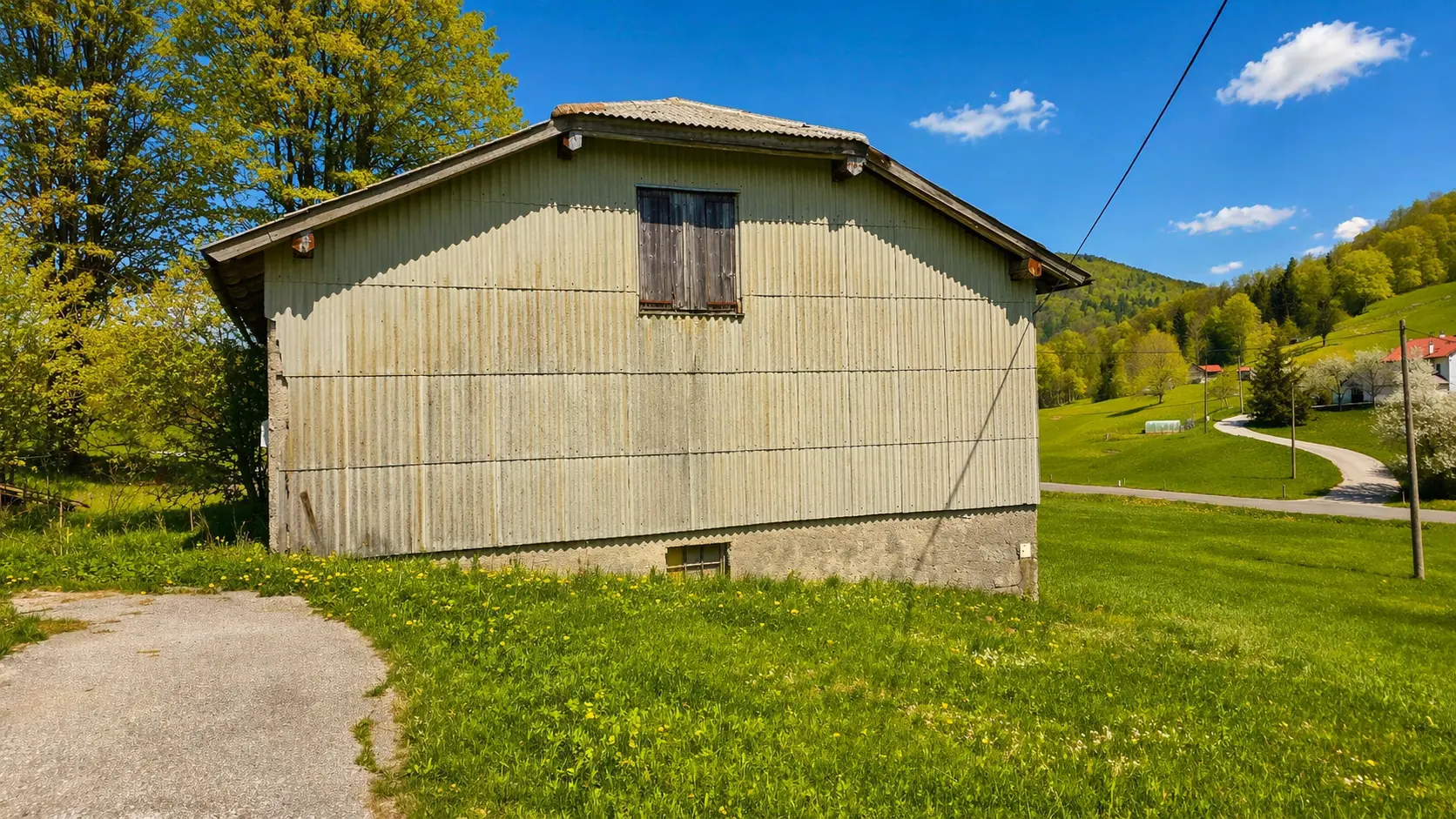 6-1-3 Nova Gorica area – Sweet cottage for renovation in Lokve