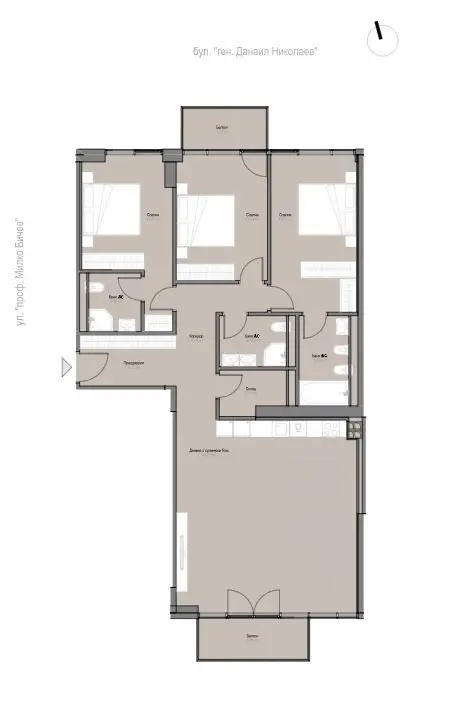 Four-bedroom apartment in a first-class complex next to a park