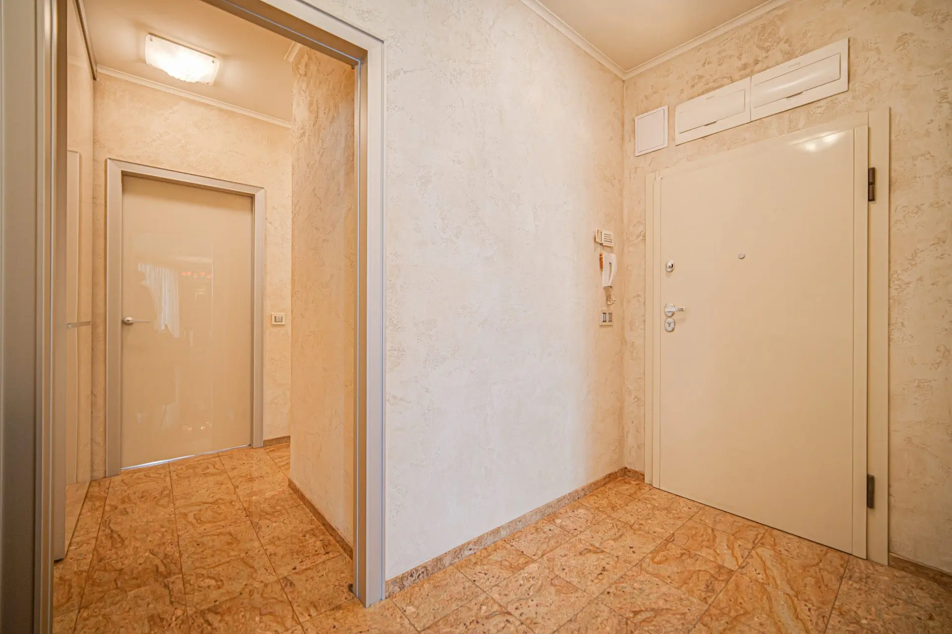 Beautiful designer apartment in Manastirski livadi west for sale