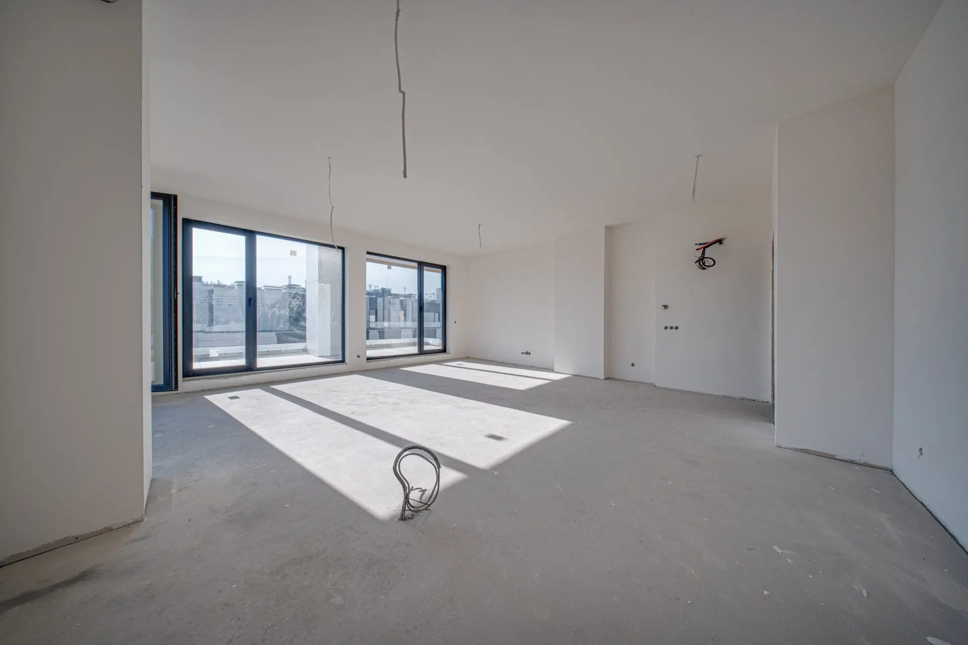 624566f1f7991c83f7a37f6dccc8cdb4 Penthouse with panoramic views in a new luxury building in Krastova Vada for sale