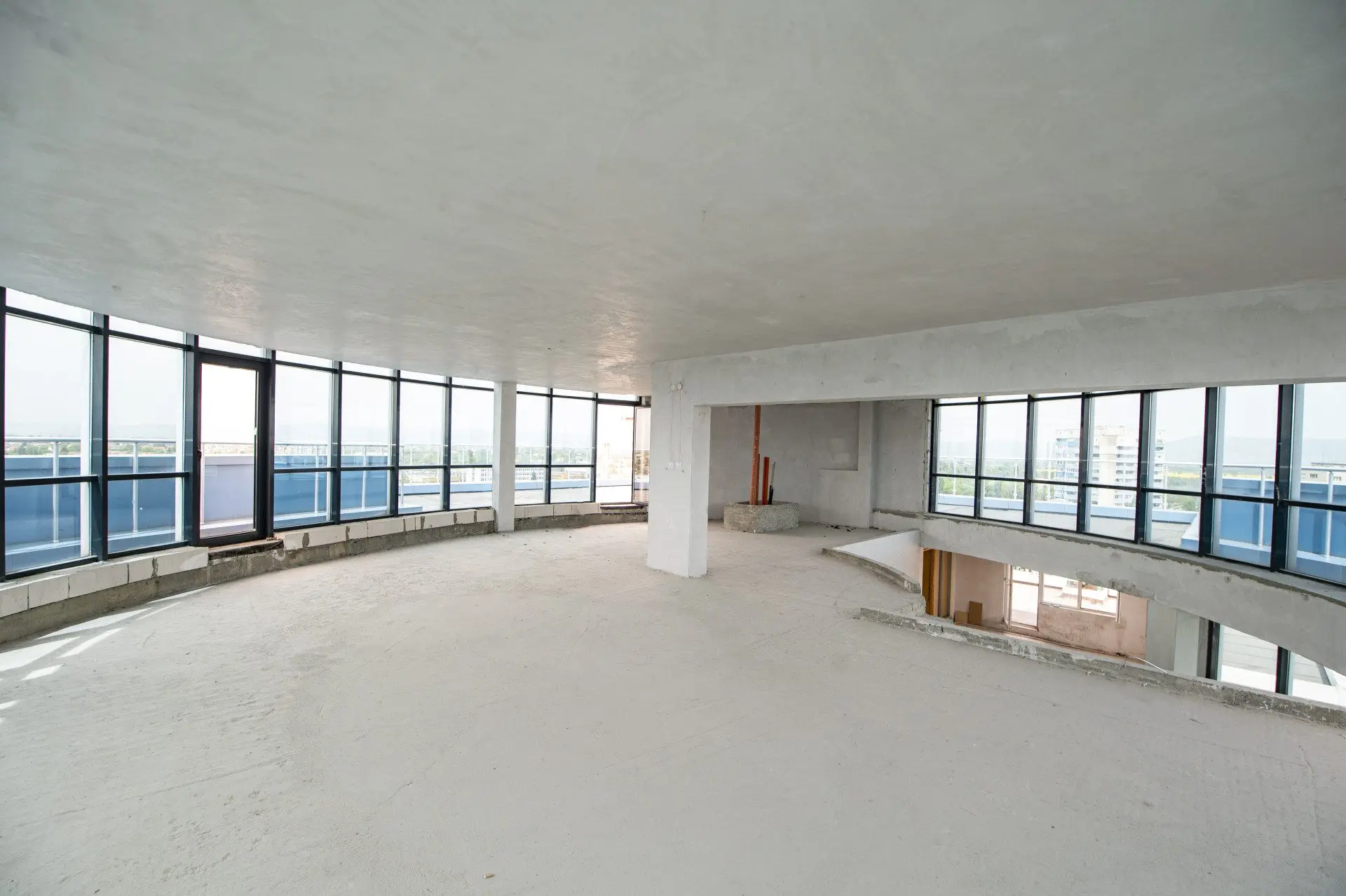 Spacious floor of a business building located in Hadji Dimitar district
