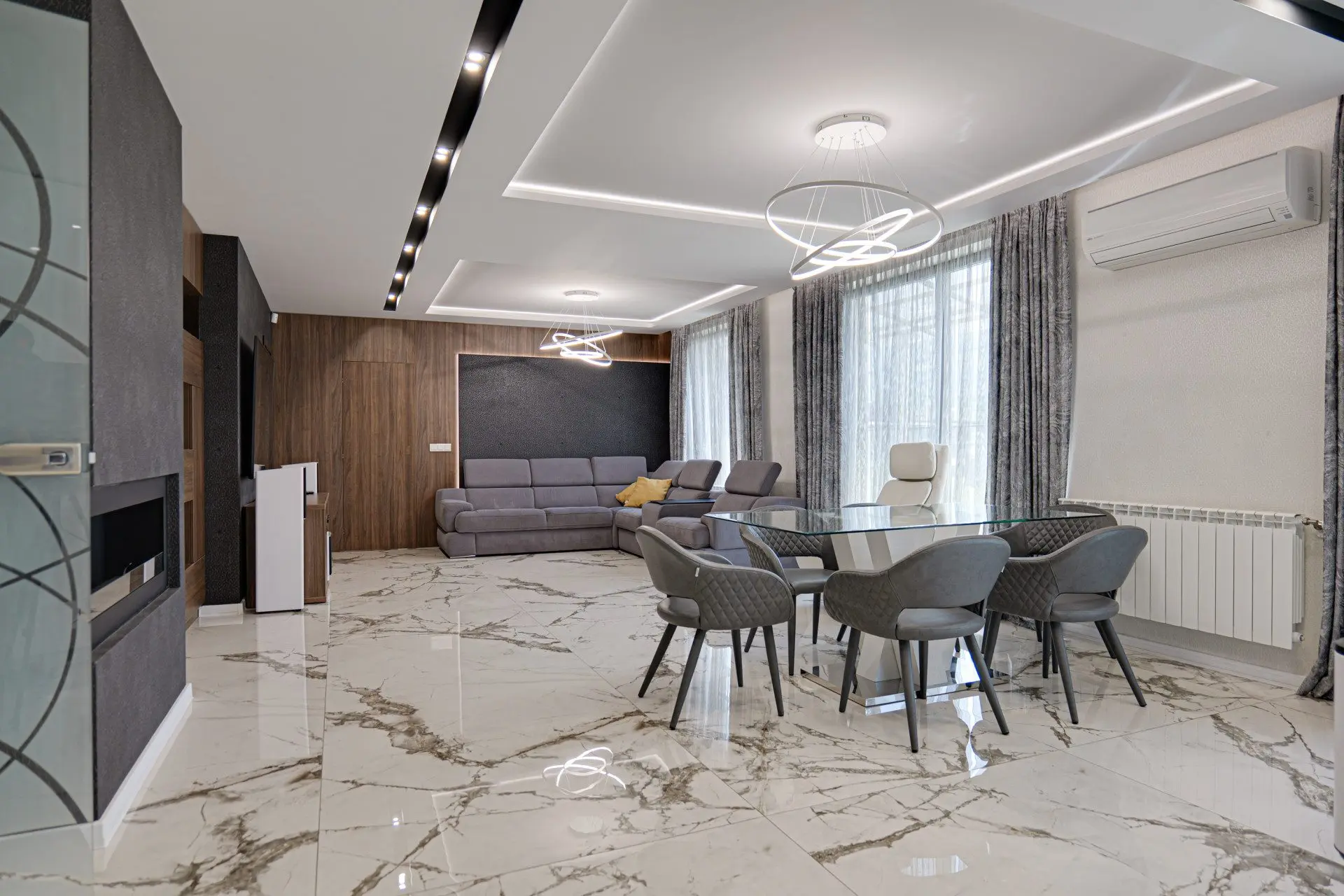 Exclusive three-bedroom penthouse with wonderful views in Krastova Vada
