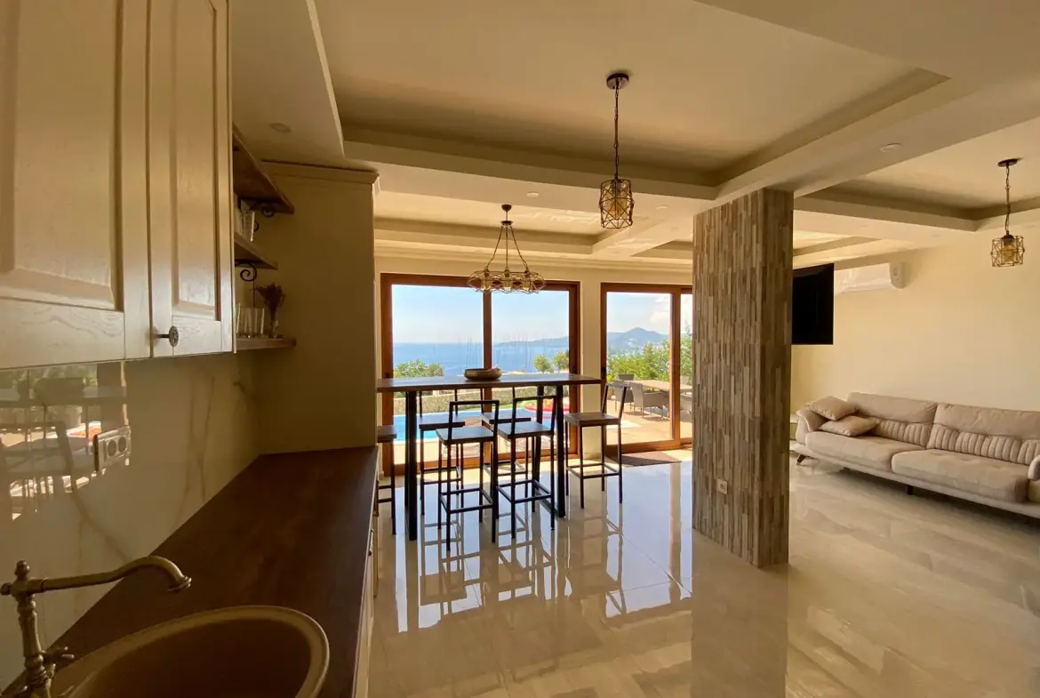 Exceptional four bedrooms villa