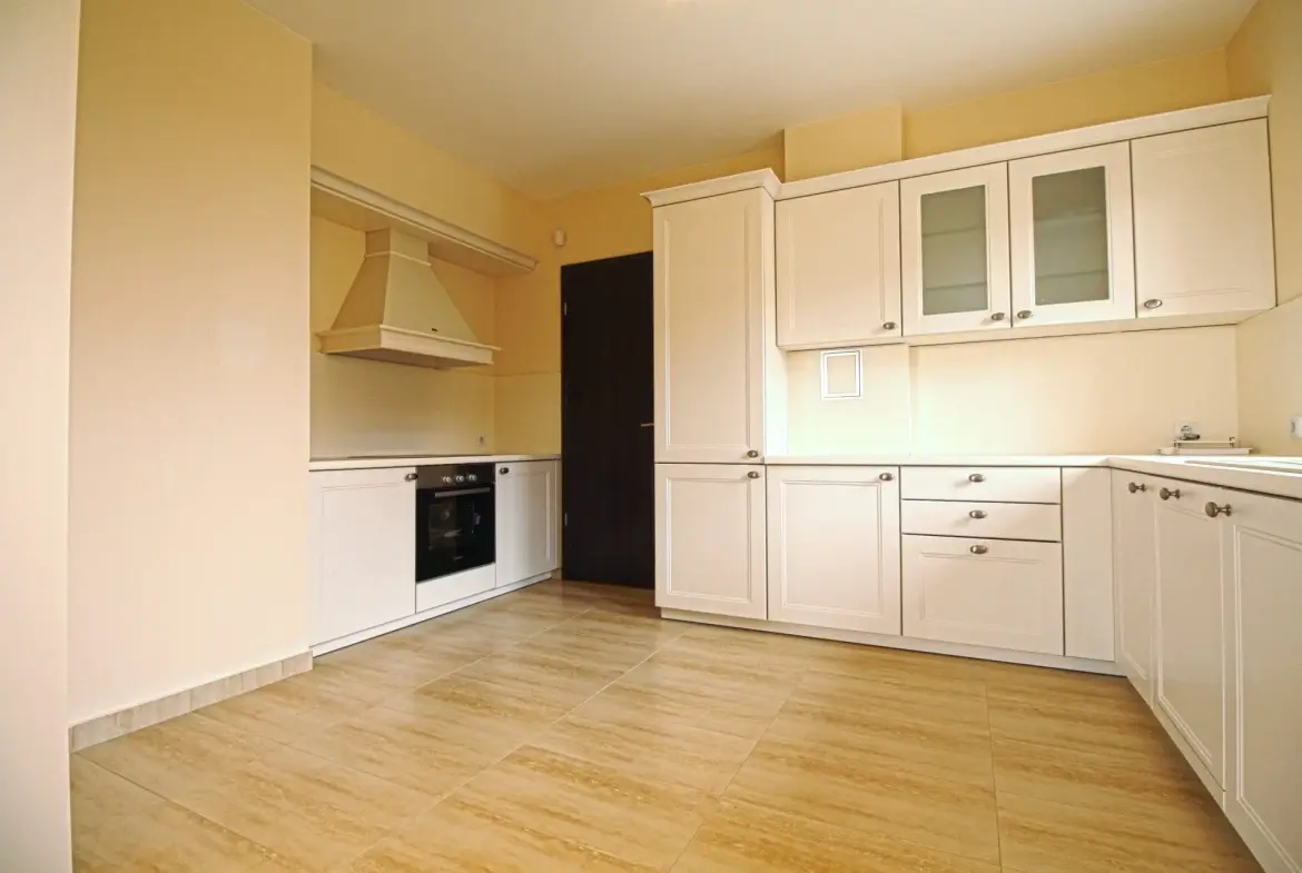 House with its own yard in a gated complex in Bistritsa for sale