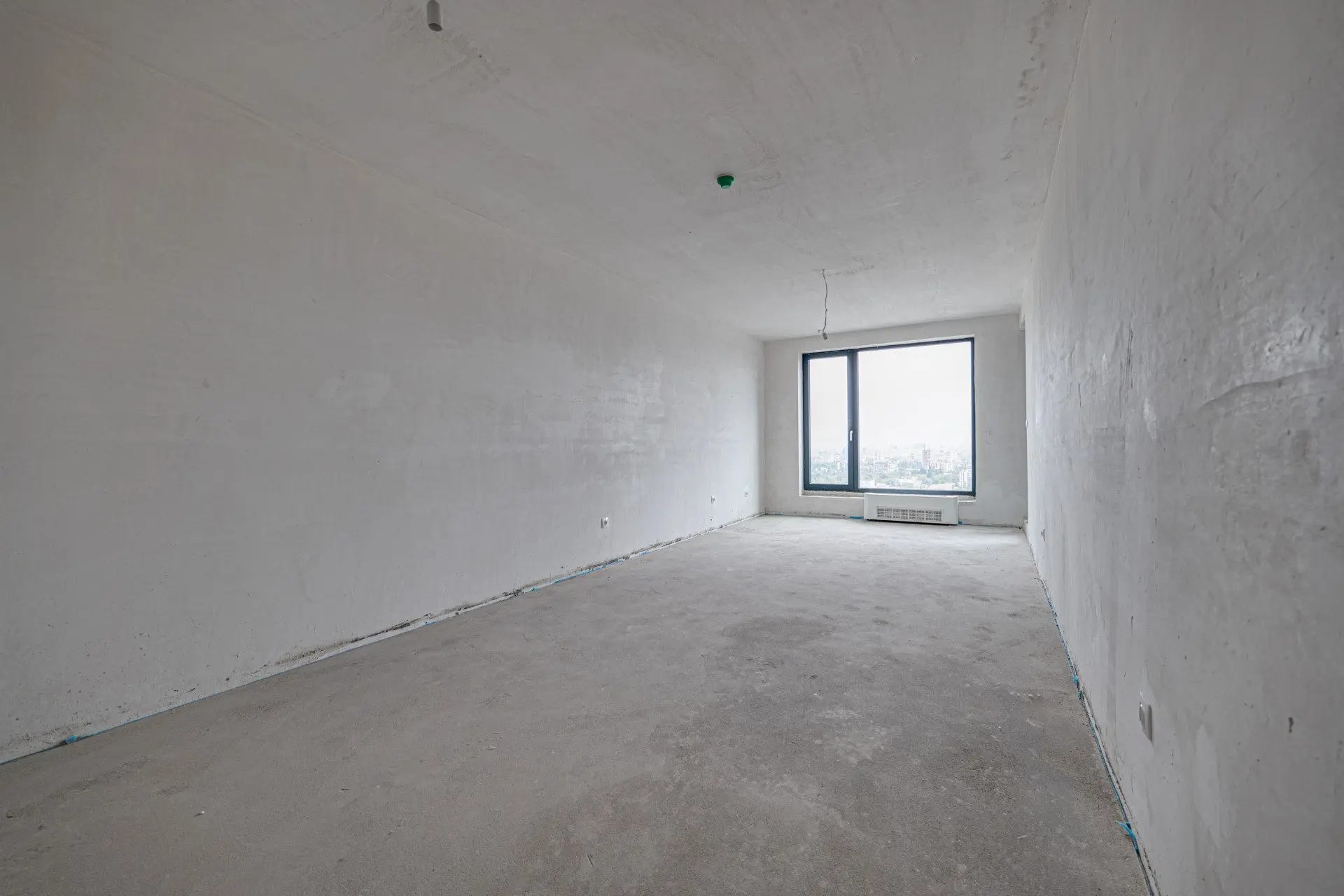 Three bedroom apartment in a luxury building next to Paradise Mall