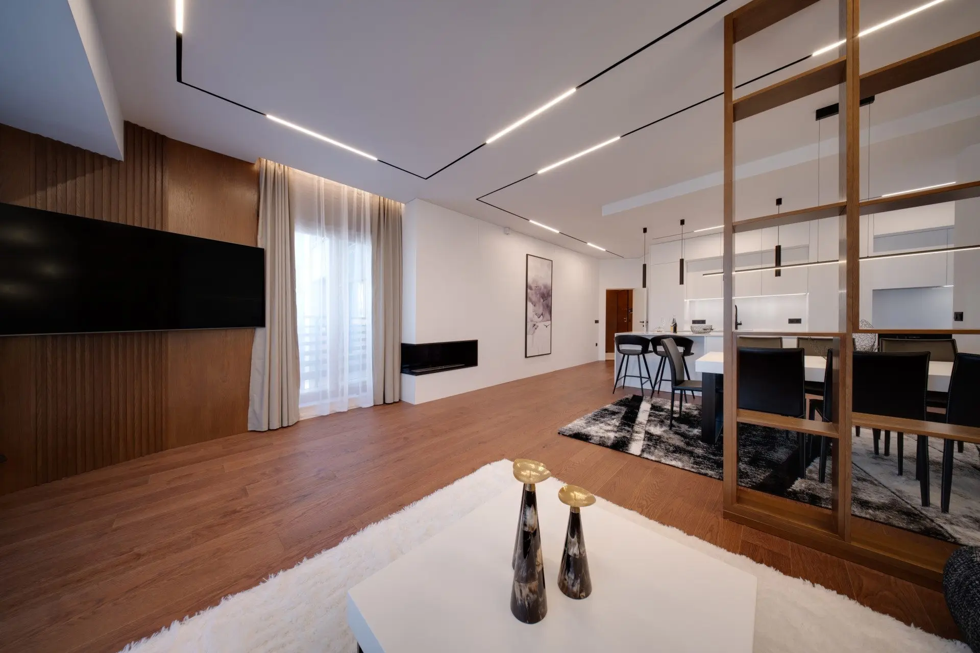 Stylish two-bedroom apartment in the emblematic building in Iztok district for sale