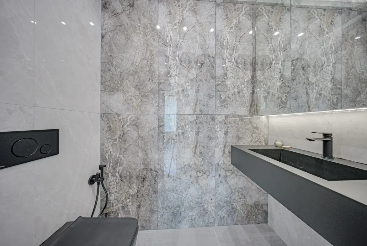 Luxurious two-bedroom apartment in an iconic, innovative building Kosher