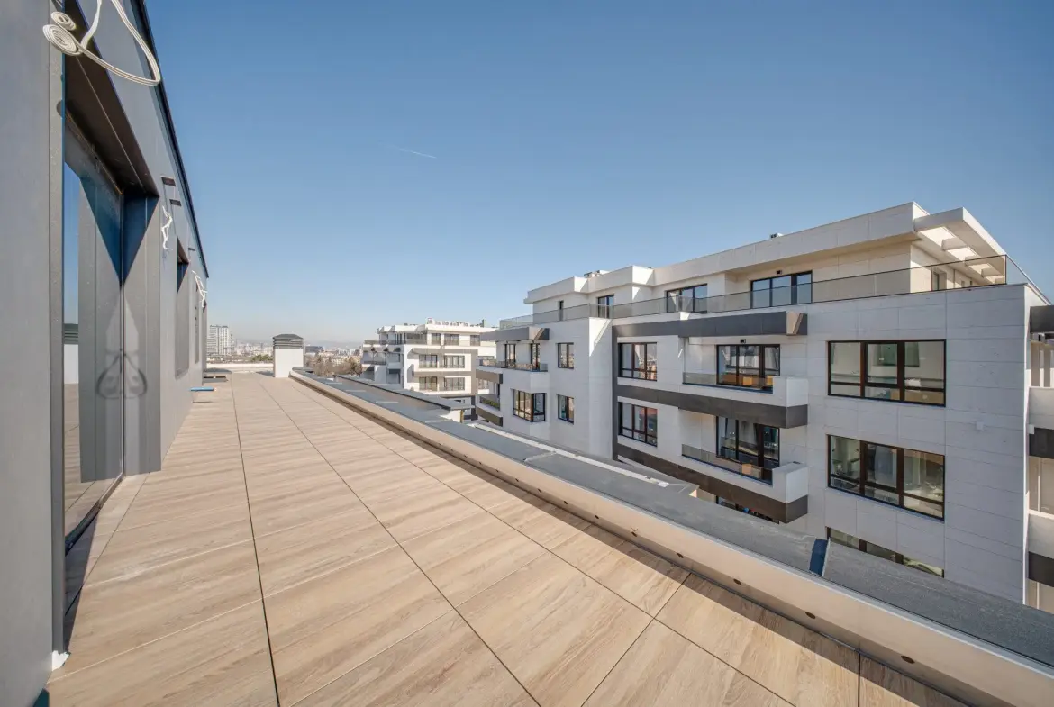 Penthouse with panoramic views in a new luxury building in Krastova Vada for sale