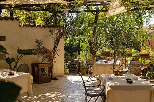 Karst Area – A family run business – restaurant and a hotel in Komen