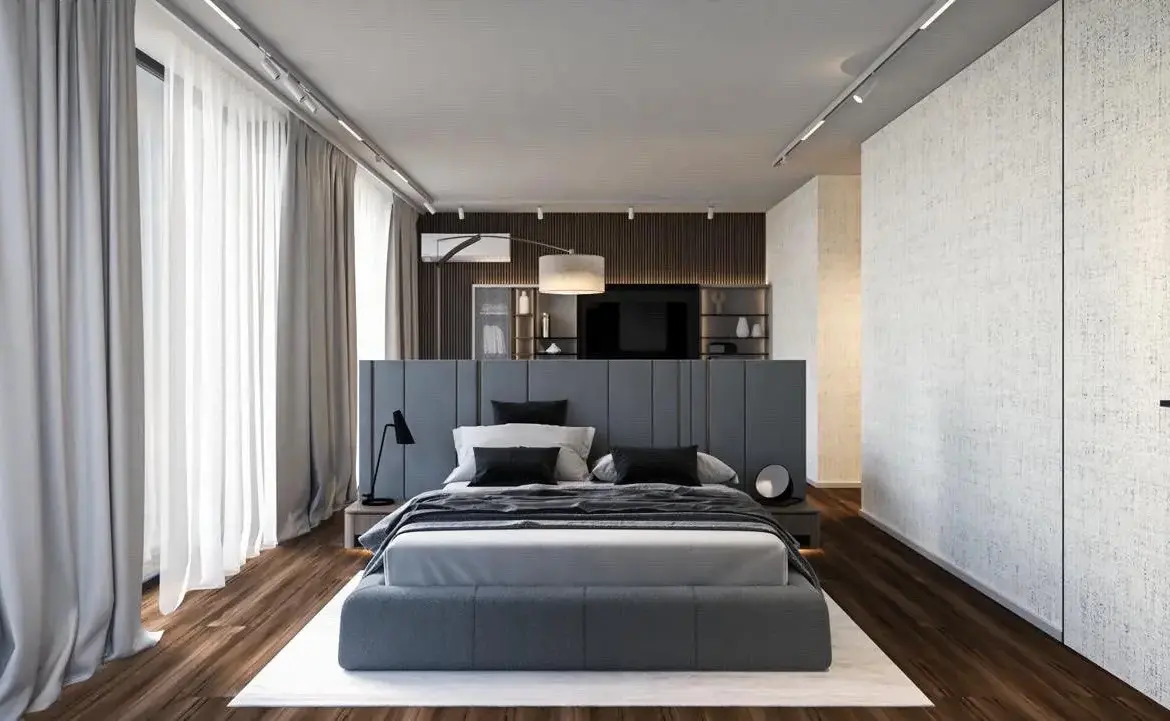 Impressive multi-room apartment on an entire floor in a luxury building next to Paradise Mall