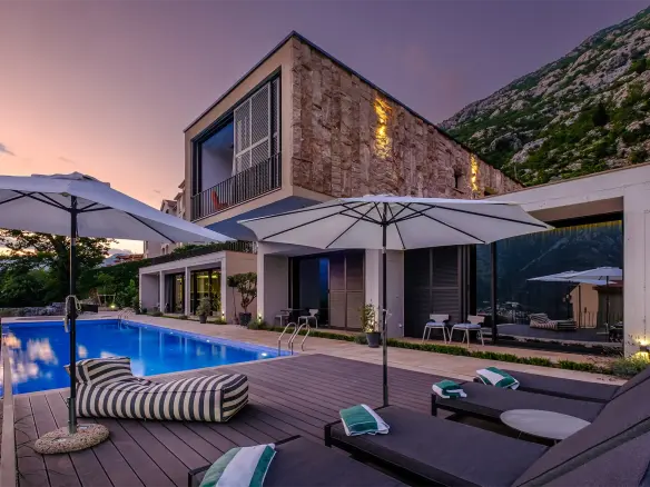 Luxury Villa with view