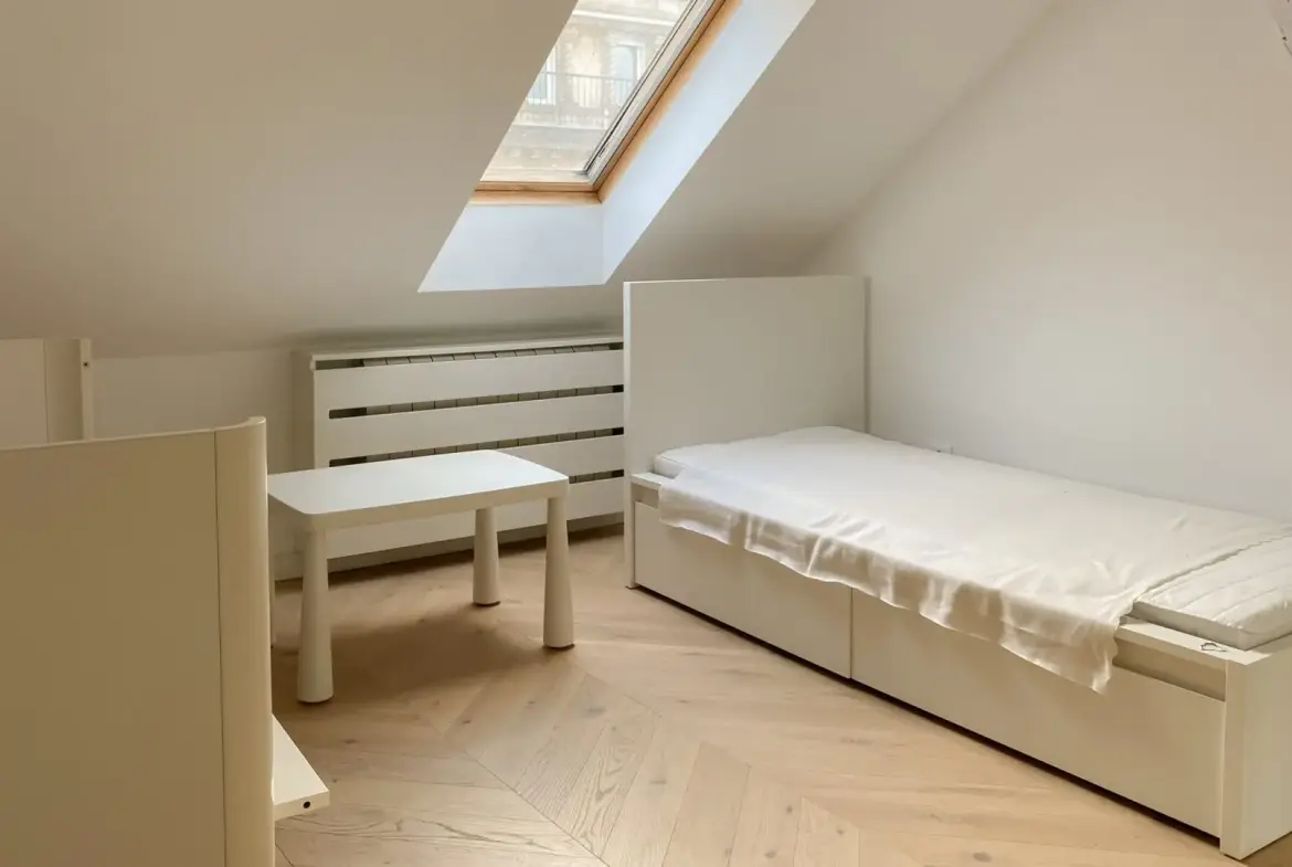 3-Bedroom Apartment, 123 m² – Kneza Mihaila, Stari Grad, Belgrade