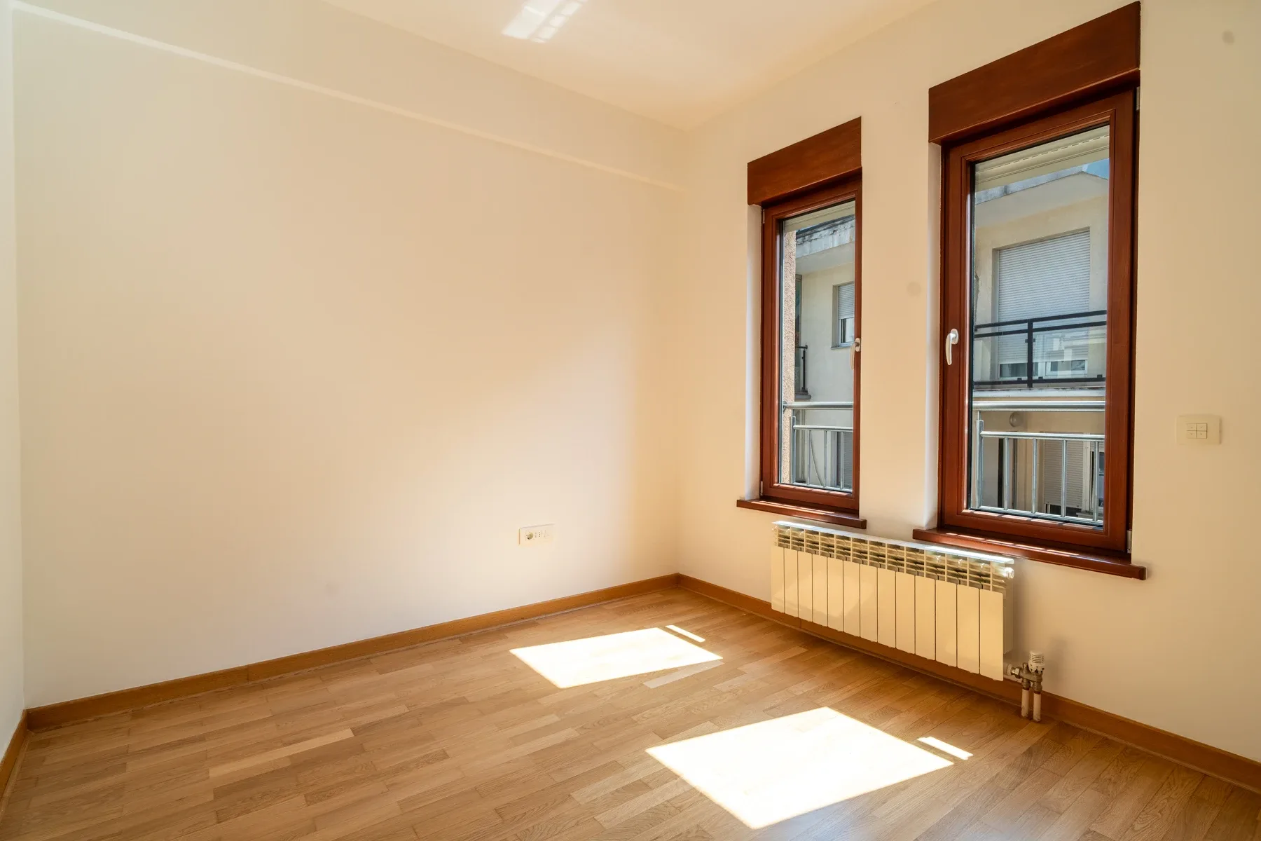 7-20 5-Bedroom Apartment, 193 m² – Koče Kapetana, Vračar, Belgrade