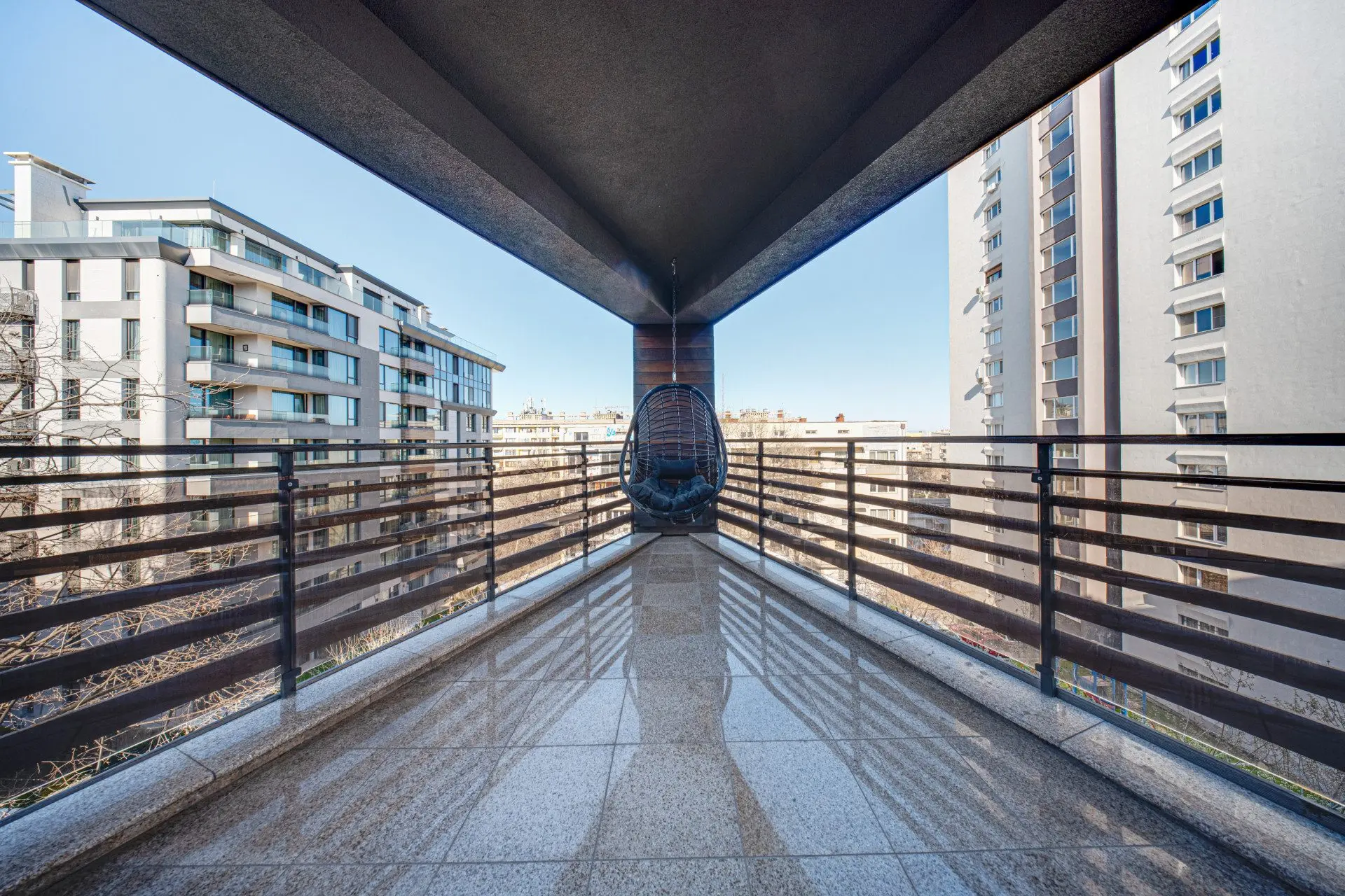 Stylish two-bedroom apartment in the emblematic building in Iztok district for sale