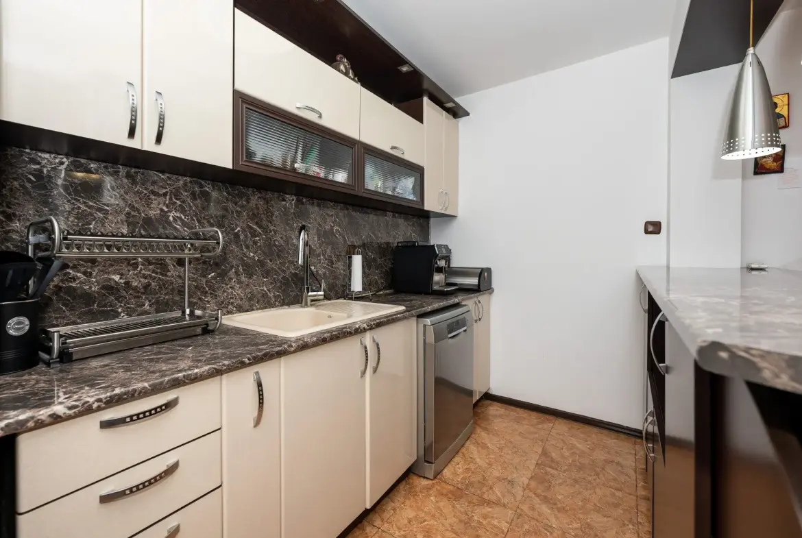 Exceptional standalone multifunctional building with outstanding investment potential in Sadiyski district, Plovdiv